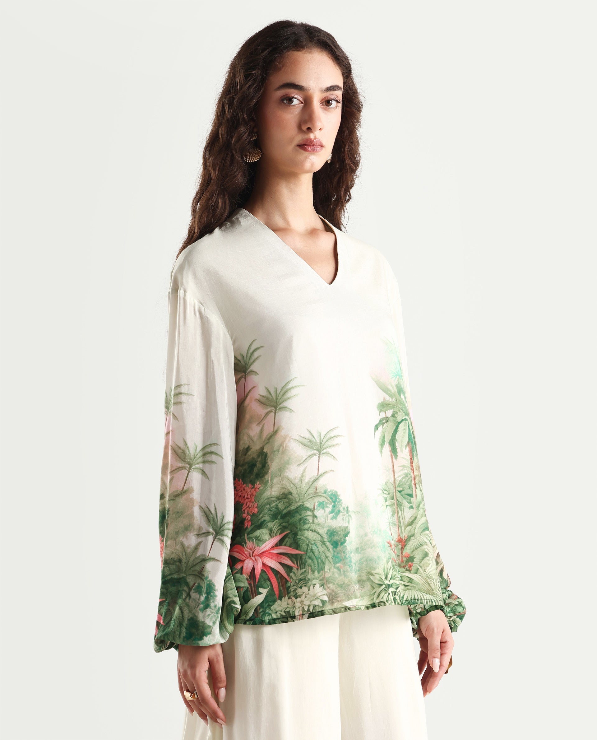 Rareism Women's Rontro T Green Cotton Blend V-Neck Tropical Print Bishop Sleeve Regular Fit Top