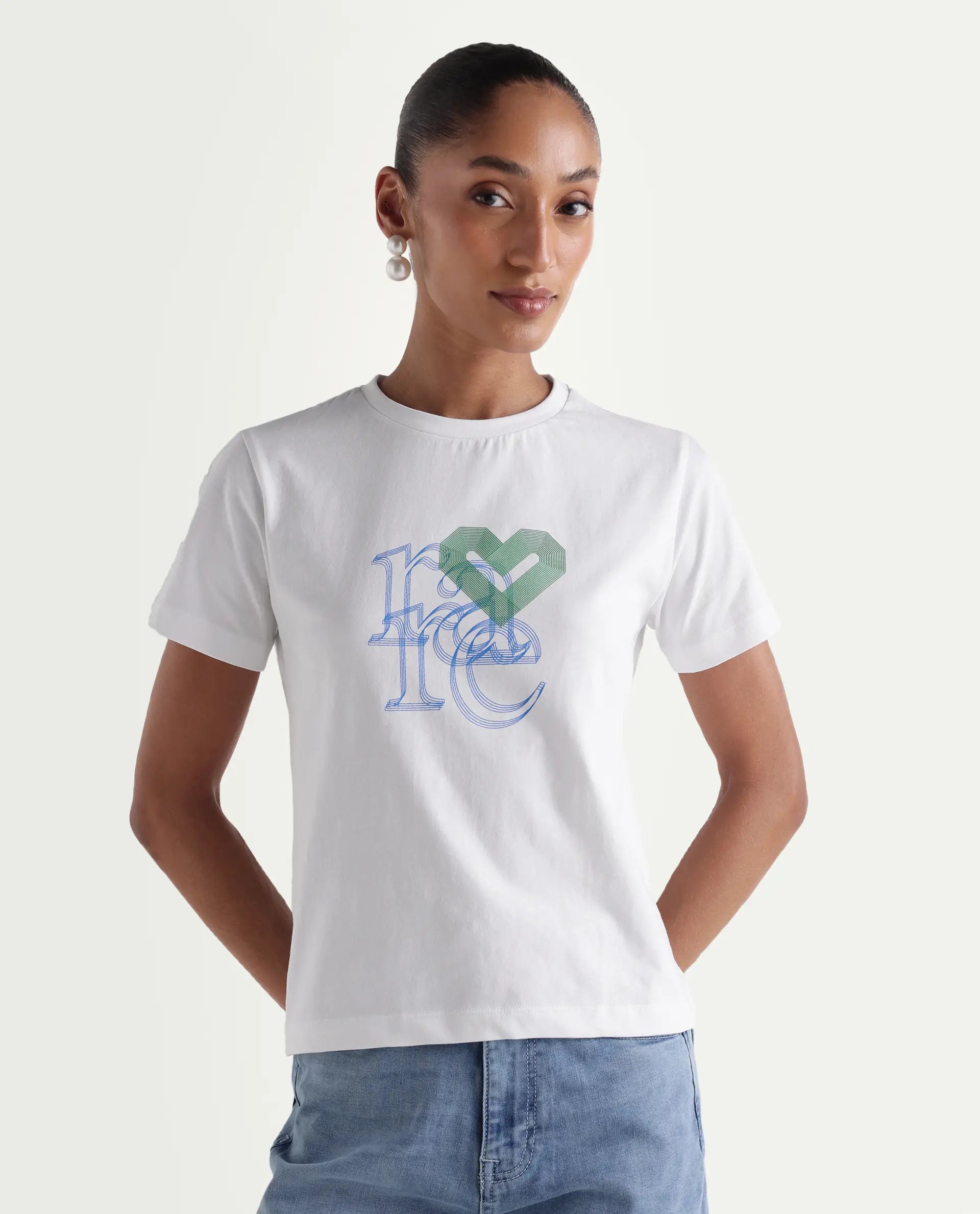 Rareism Women's Zera White Cotton Crew Neck Pull-On Regular Graphic Print T-Shirt