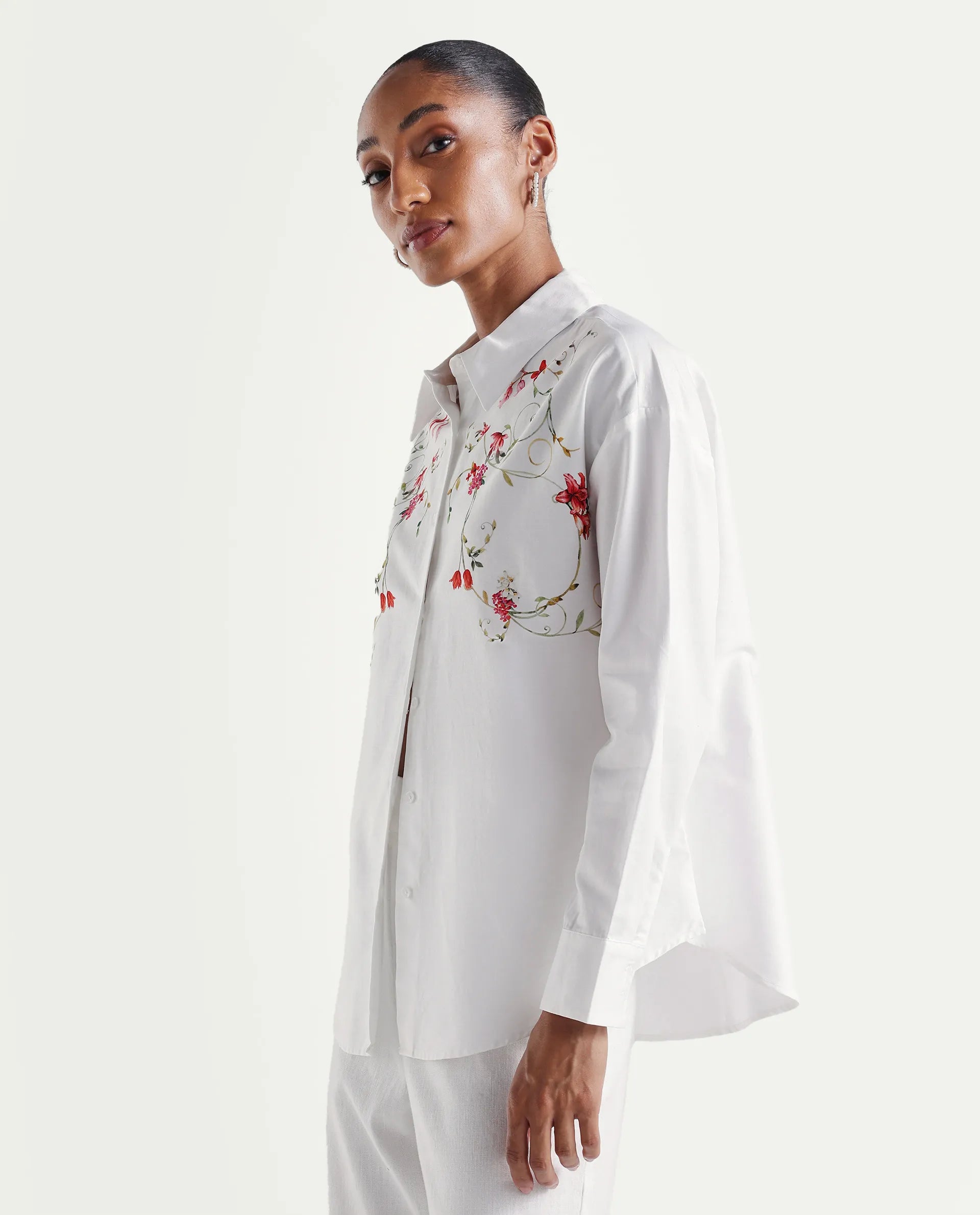 Rareism Women's Aerie Off White Cotton Satin Full Sleeve Oversize Fit Floral Print Shirt