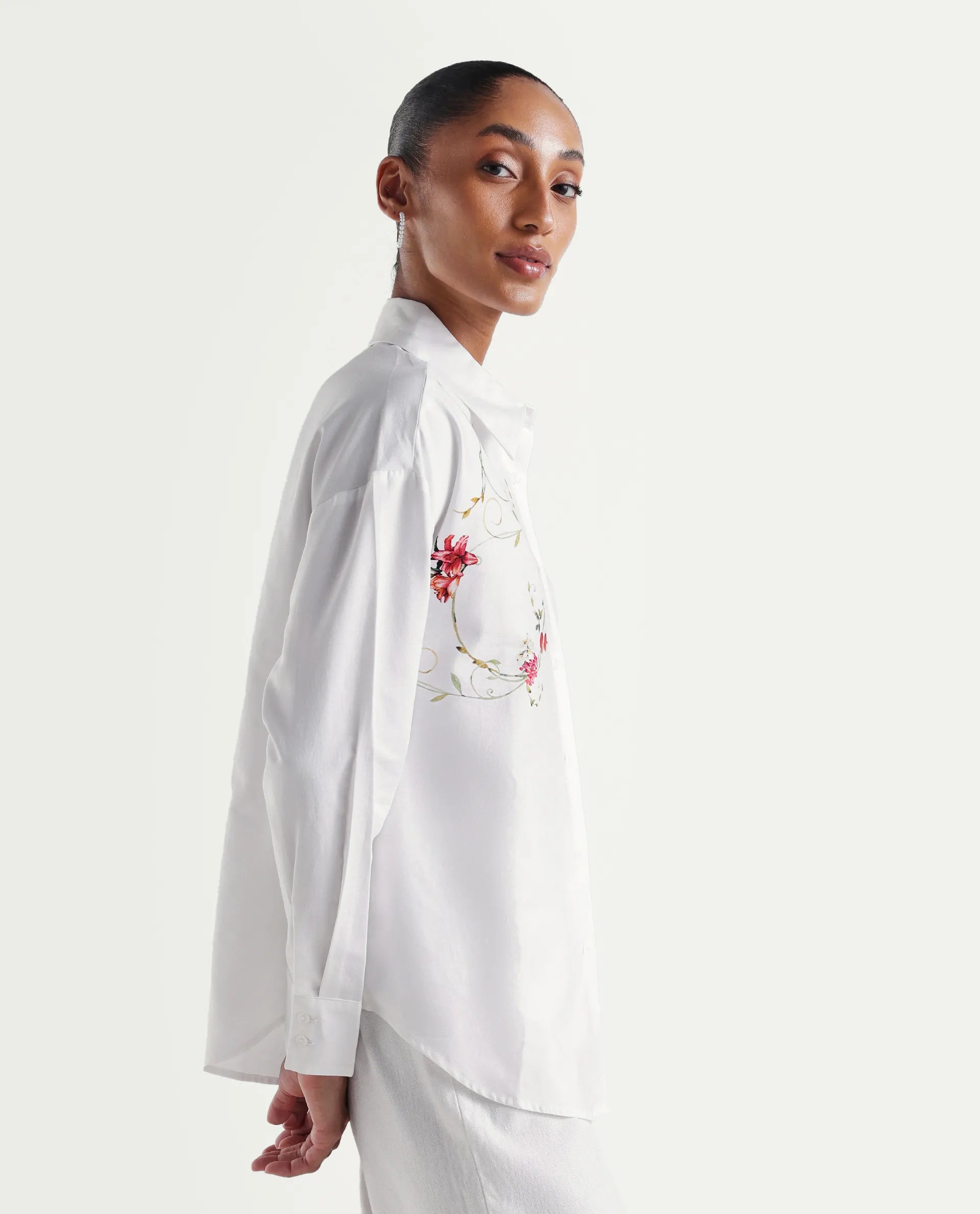 Rareism Women's Aerie Off White Cotton Satin Full Sleeve Oversize Fit Floral Print Shirt