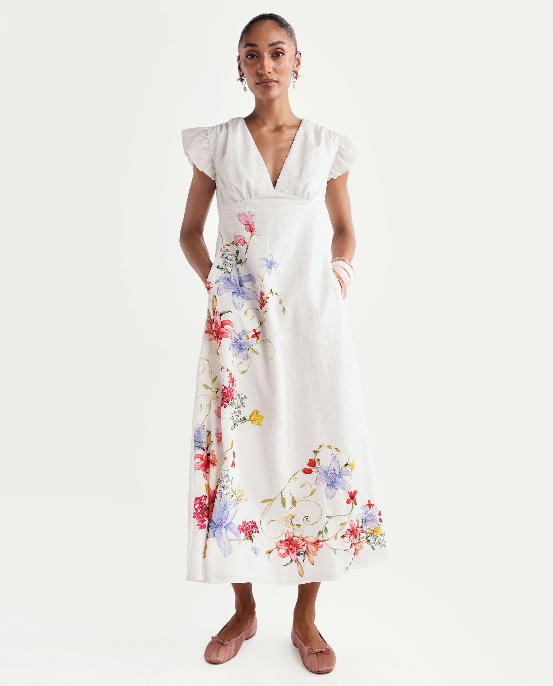 Rareism Women's Aglow Off White Viscose Blend Half Sleeve Fit And Flare Floral Print Dress