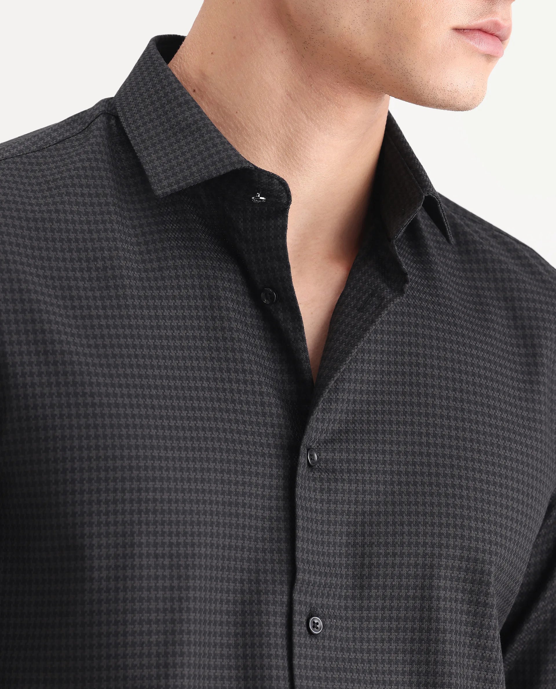 Rare Rabbit Men's Rapid-25 Black Cotton Fabric Collared Neck Regular Fit Checks Shirt