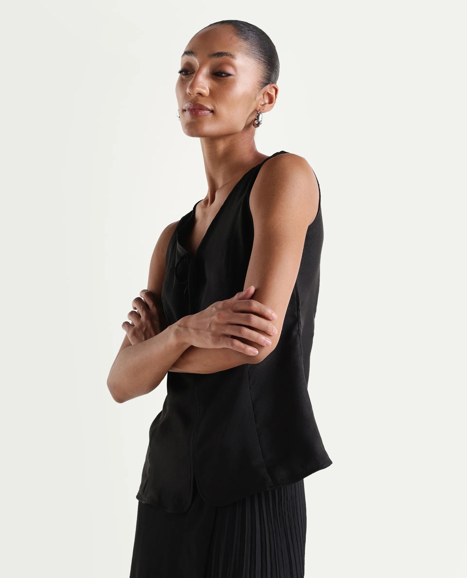 Rareism Women's Valton Black Polyester Sleeveless Regular Fit Plain Top