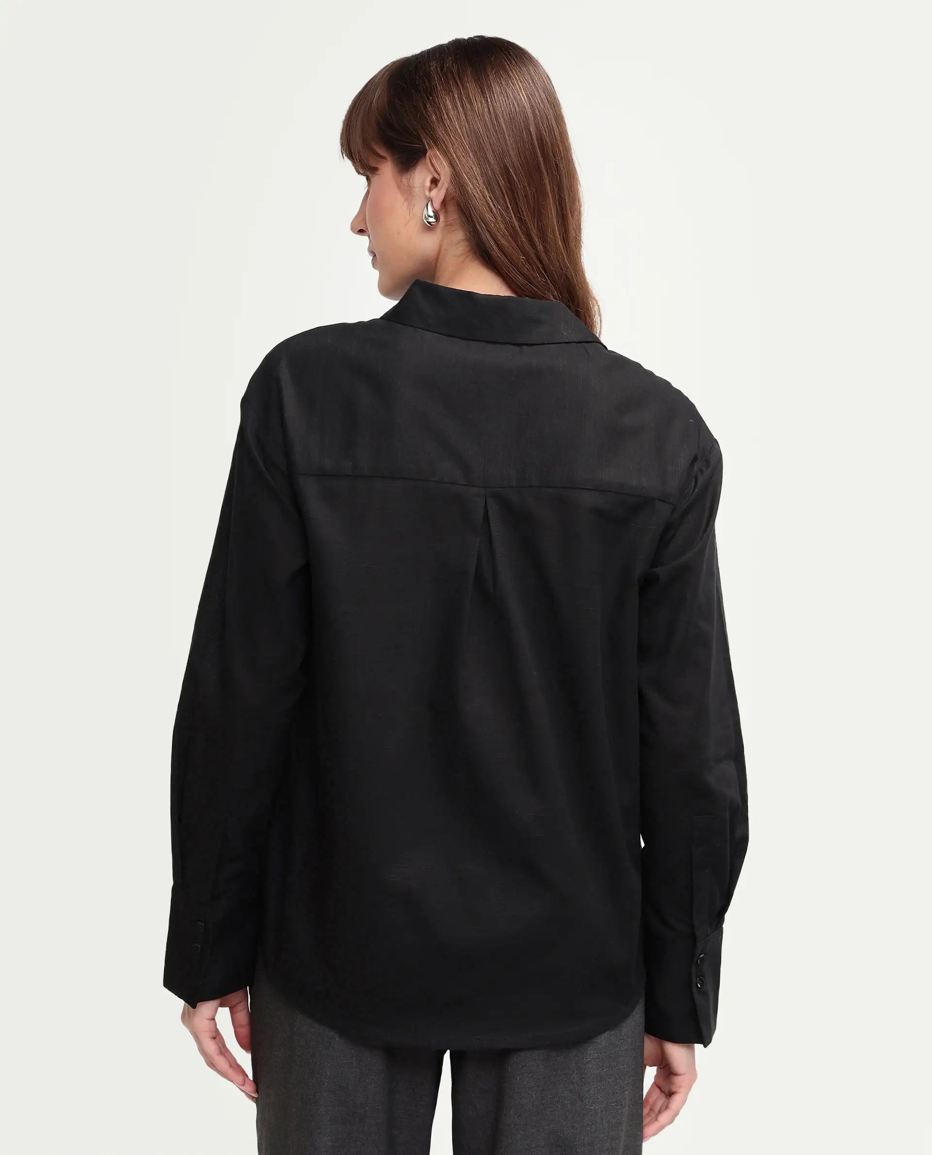 Rareism Women's Mewok Black Cotton Full Sleeve Spread Collar Regular Plain Shirt