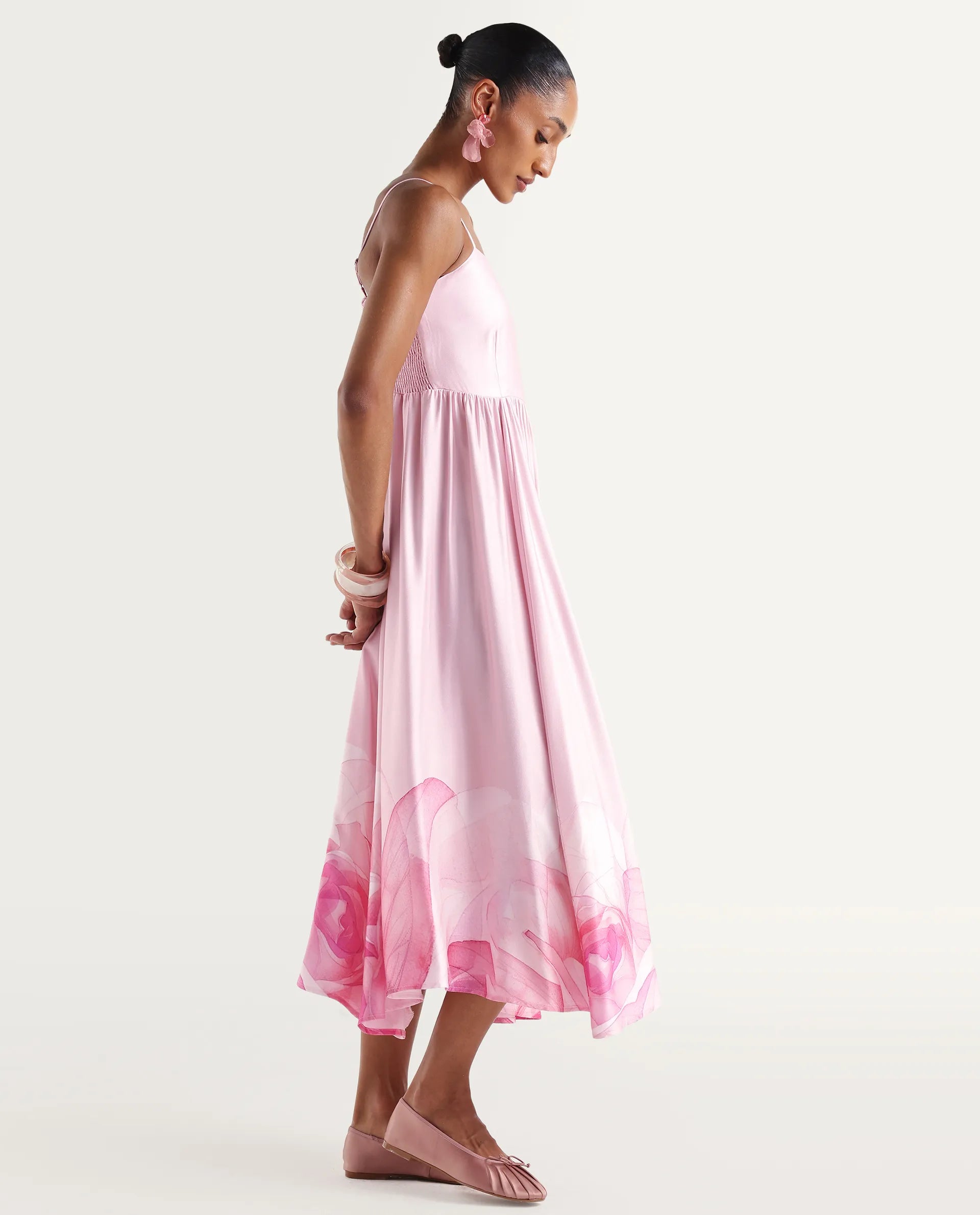 Rareism Women's Mezozo Light Pink Cotton Satin Sleeveless Square Neck Fit And Flare Floral Print Dress
