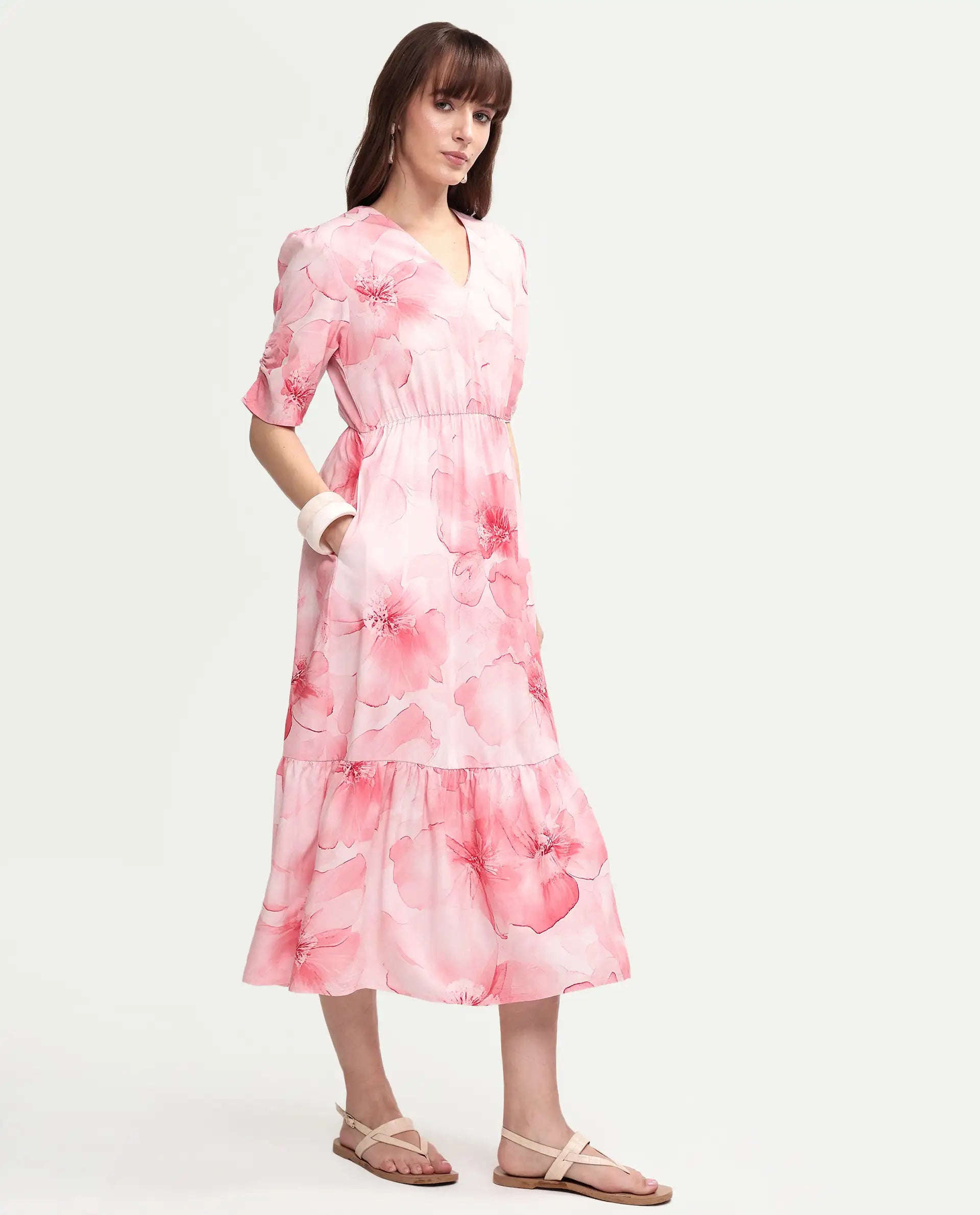 Rareism Women's Vuxo Peach Viscose Half Sleeve V-Neck Fit And Flare Floral Print Dress