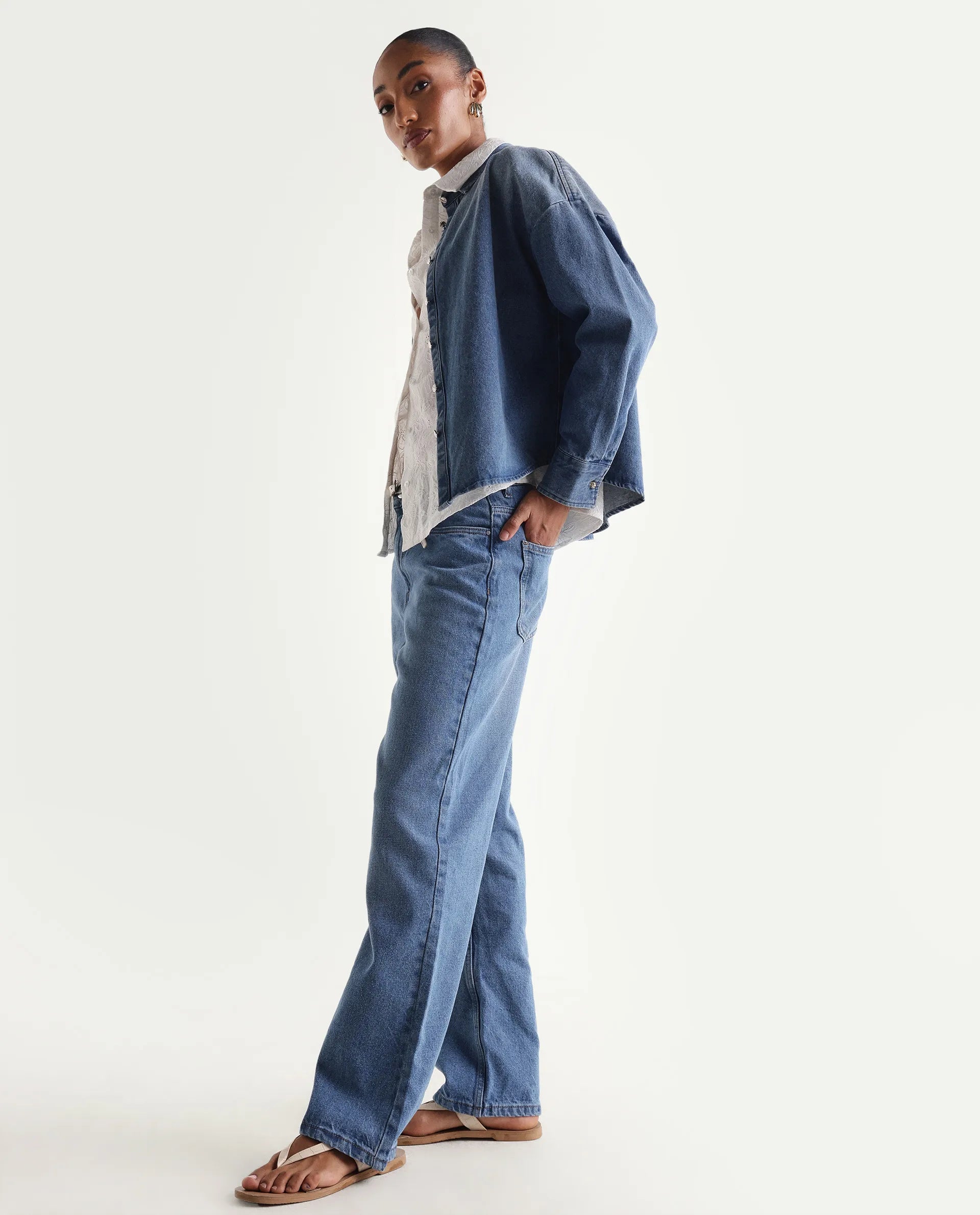 Rareism Women's Strade Blue Cotton Straight Fit Plain Jeans