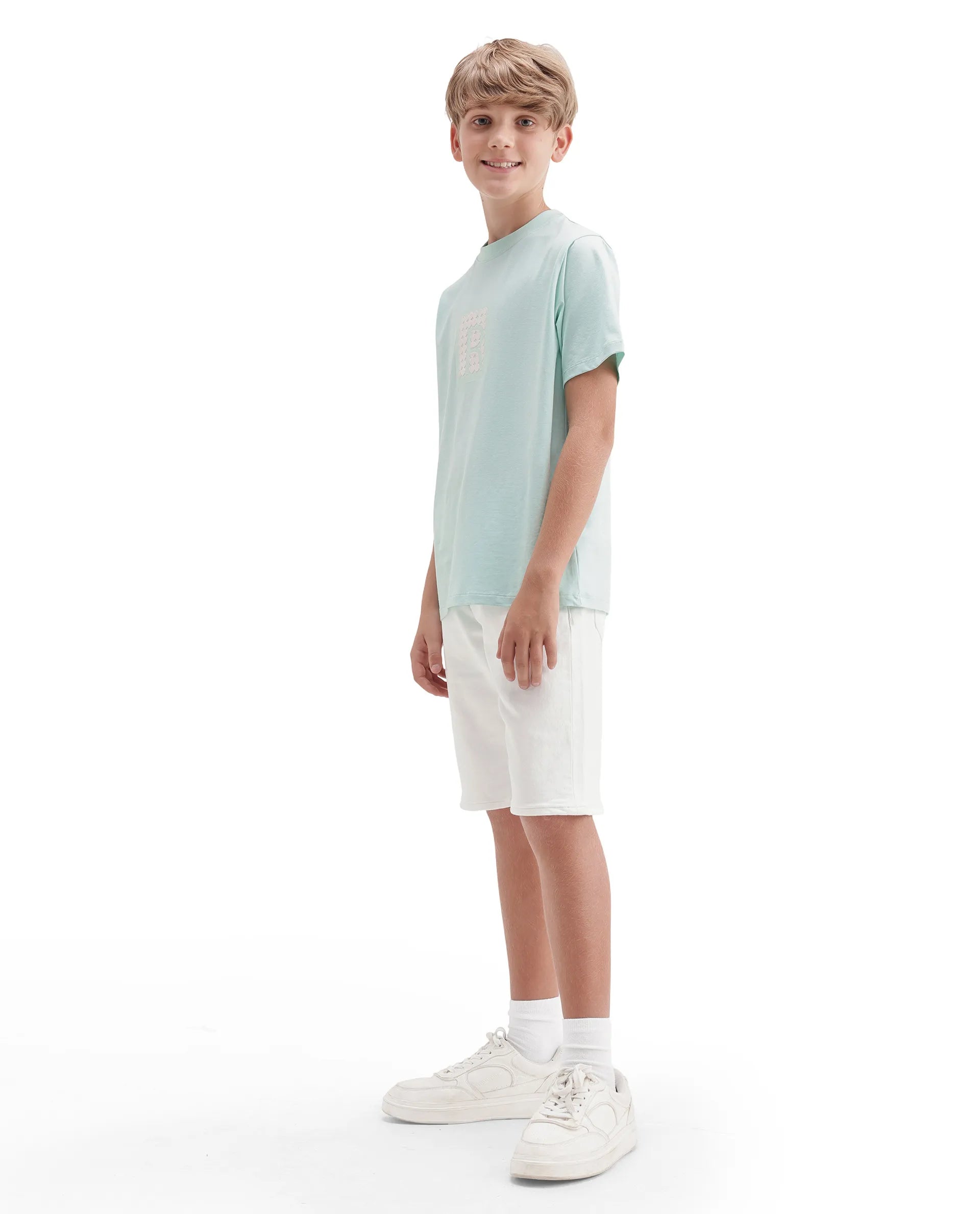 Rare Ones Kids Siro White Cotton Blend Fabric Button And Zipper Closure Regular Plain Shorts