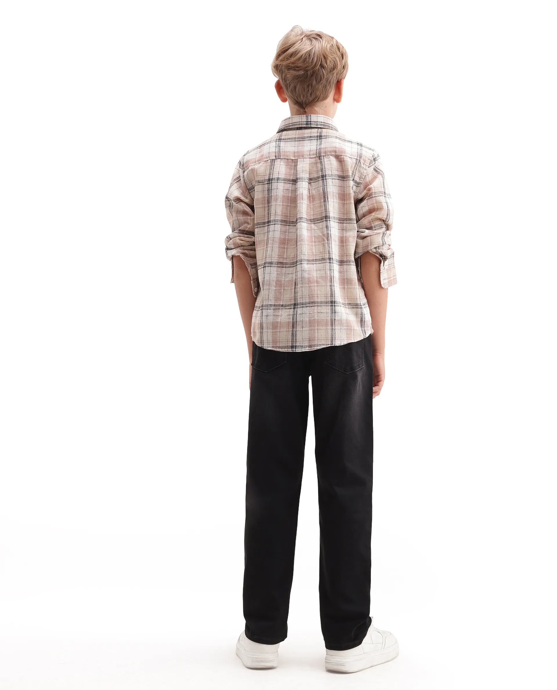 Rare Ones Kids Rexo Black Cotton Blend Fabric Button And Zipper Closure Regular Fit Jeans