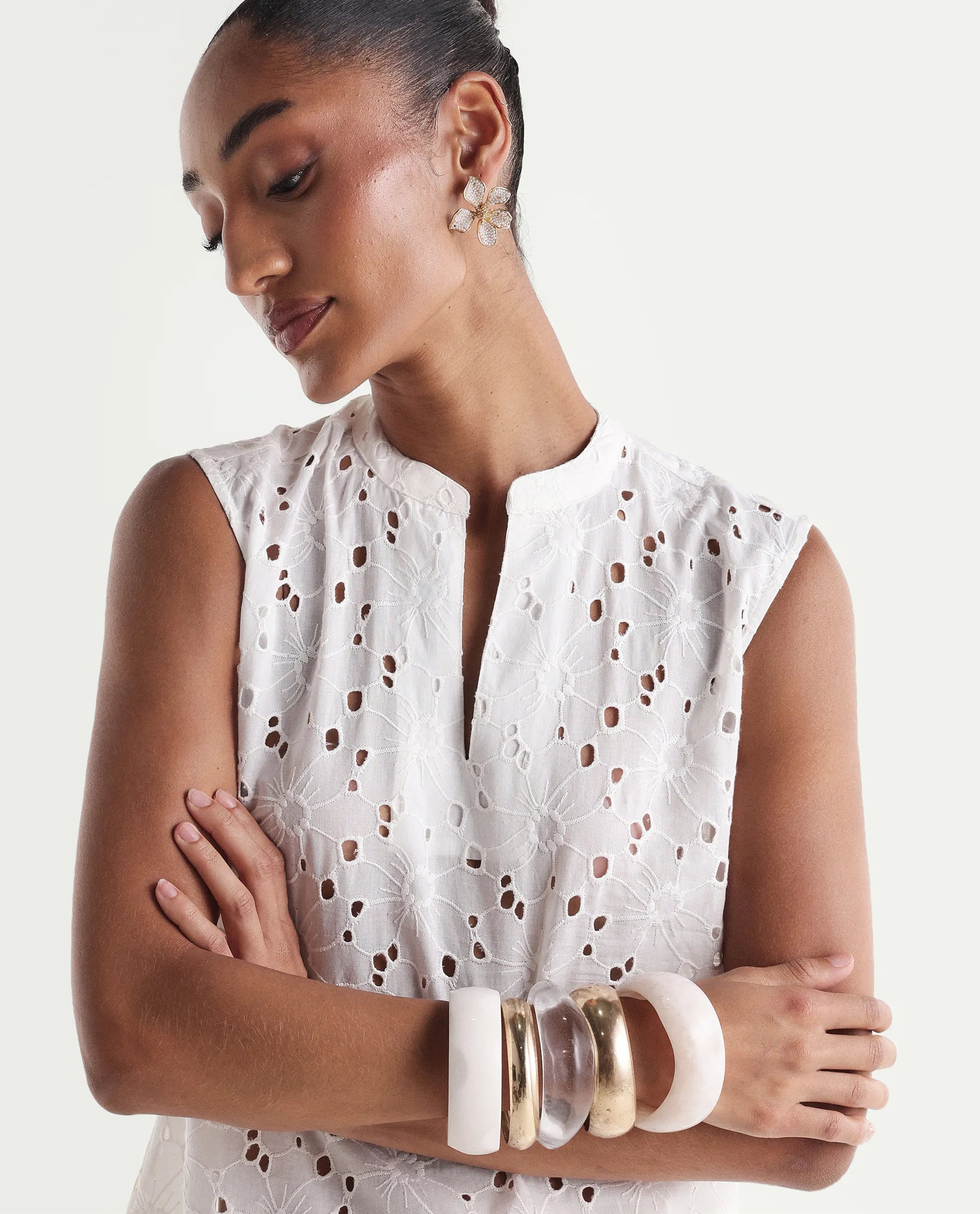 Rareism Women's Nuton-T Primary White Cotton Sleeveless Band Collar Regular Fit Top