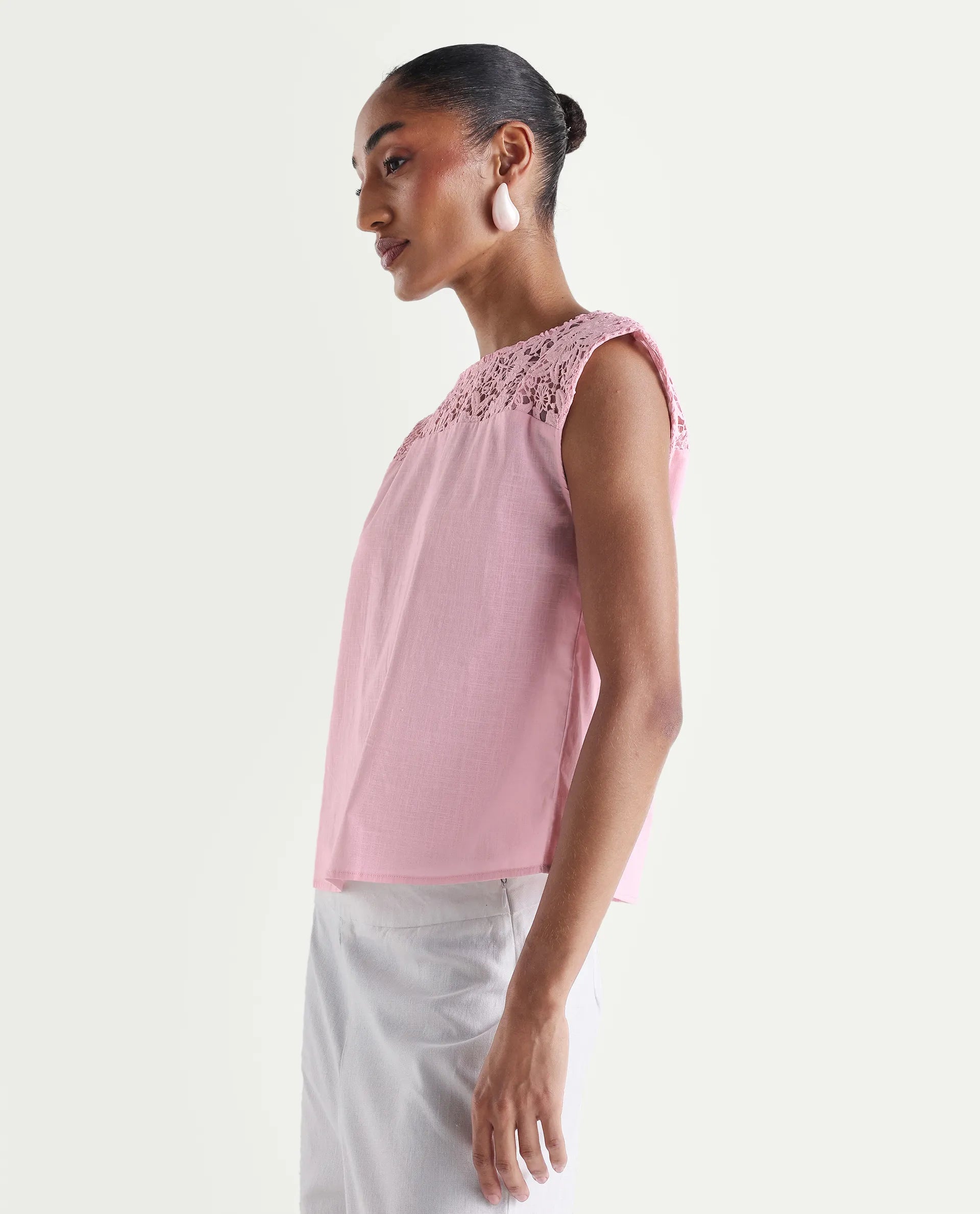 Rareism Women's Hige Light Pink Cotton Crew Neck Regular Plain Top