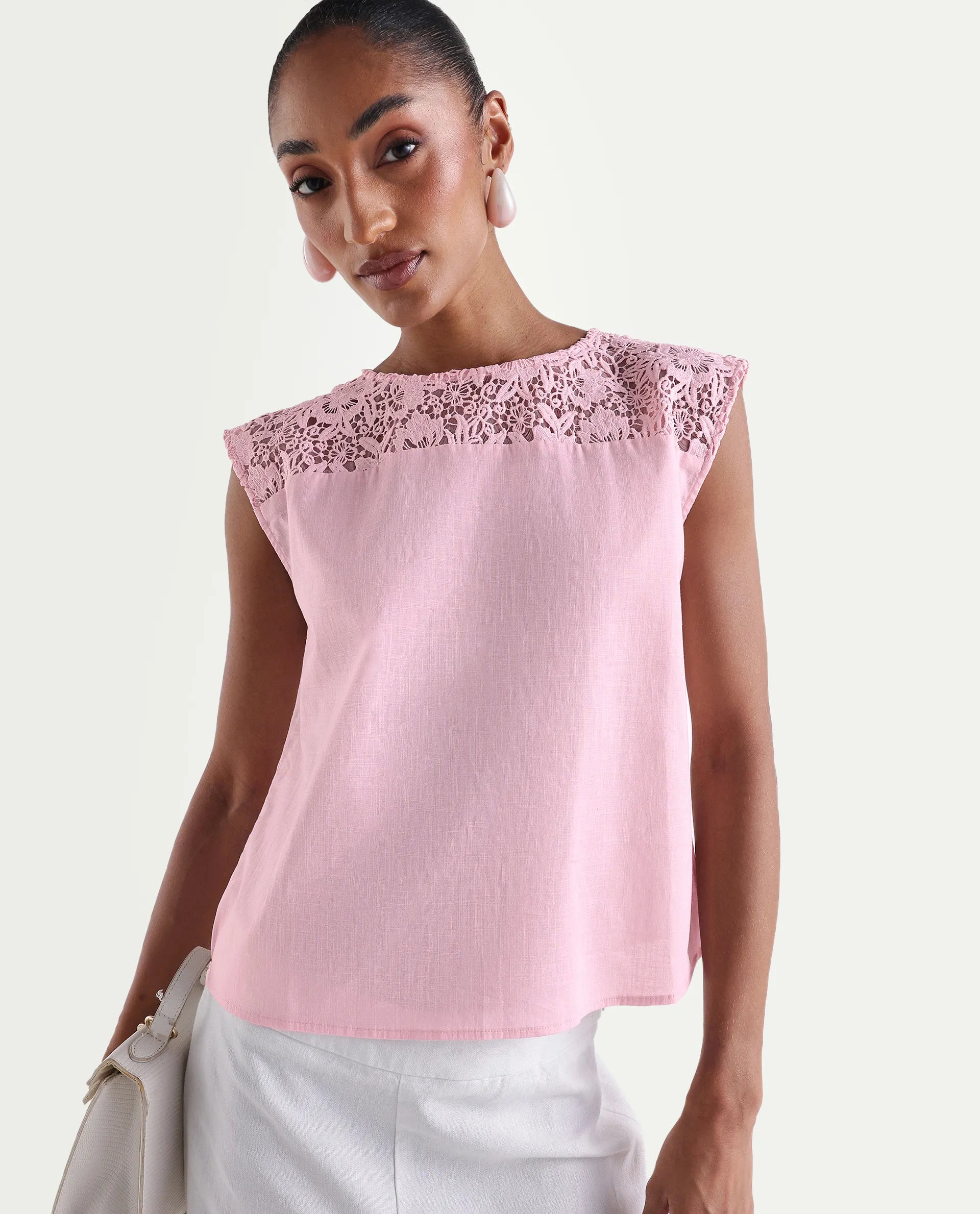 Rareism Women's Hige Light Pink Cotton Crew Neck Regular Plain Top