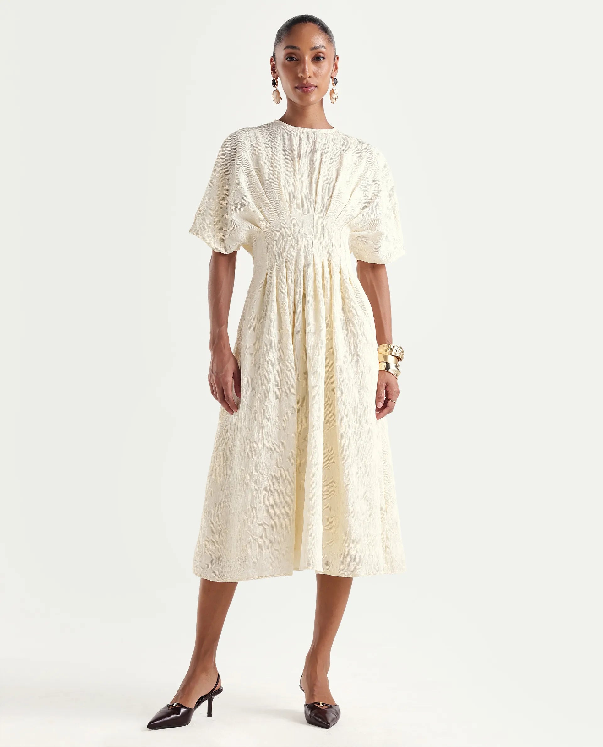 Rareism Women's Hant Off White Viscose Blend Crew Neck Fit And Flare Plain Dress