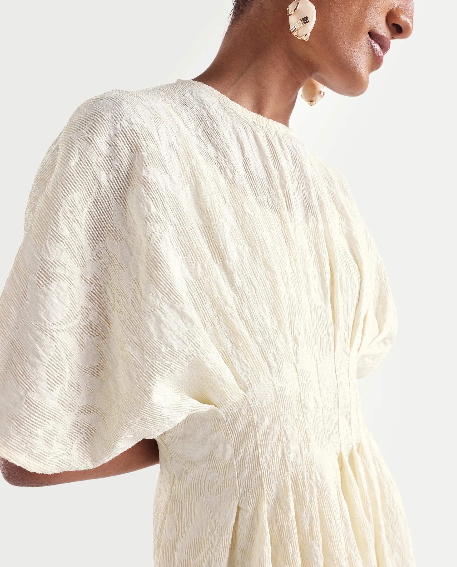 Rareism Women's Hant Off White Viscose Blend Crew Neck Fit And Flare Plain Dress