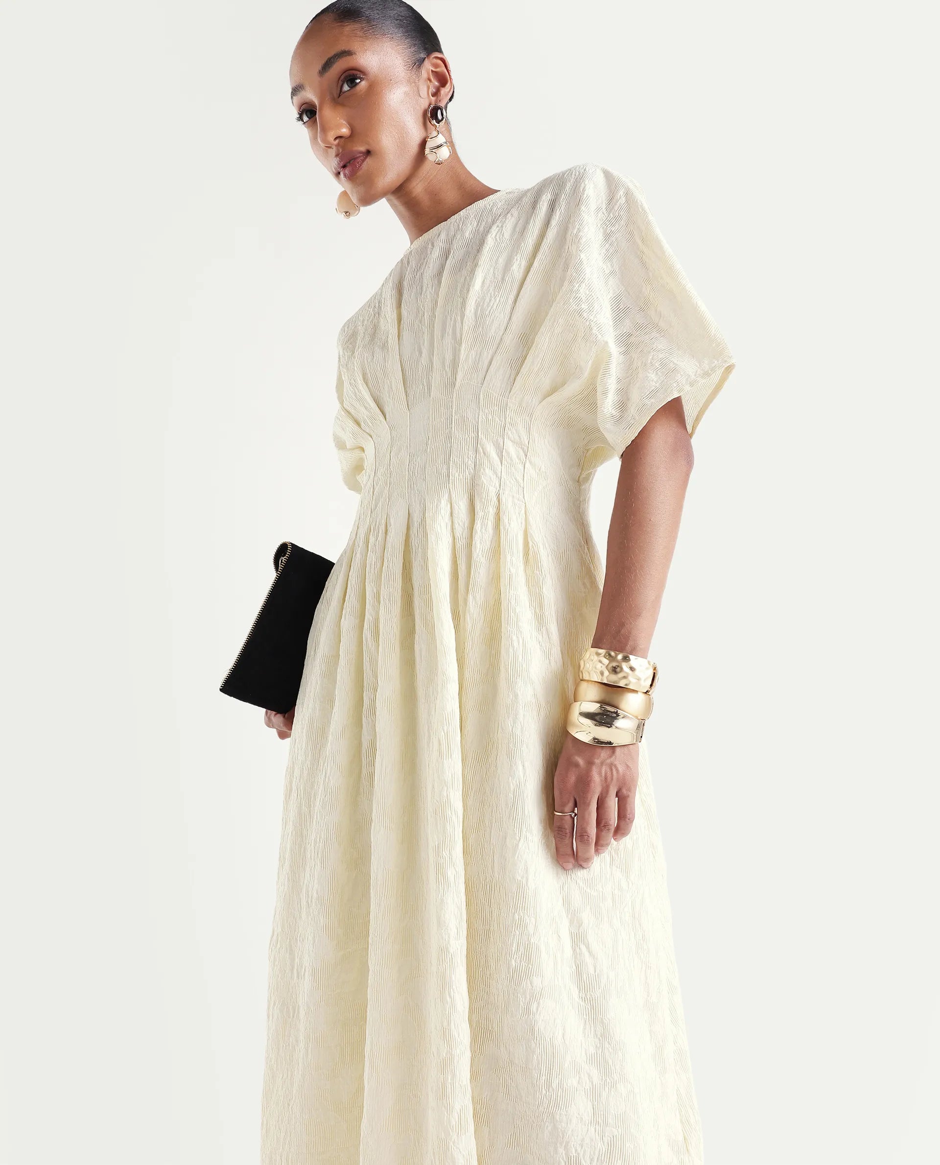 Rareism Women's Hant Off White Viscose Blend Crew Neck Fit And Flare Plain Dress