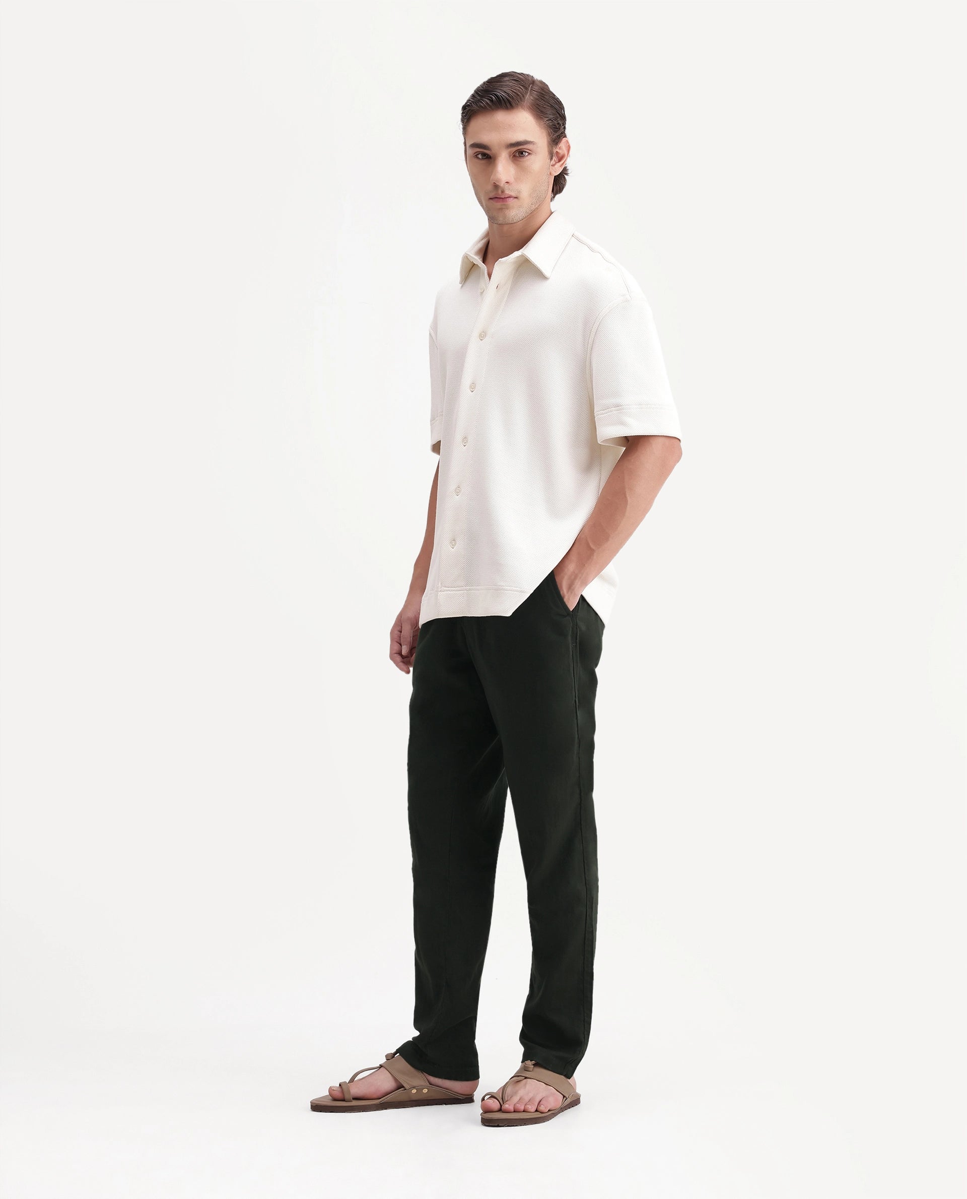 Rare Rabbit Men's Pastor-Aw26 Green Cotton Fabric Regular Fit Plain Trouser