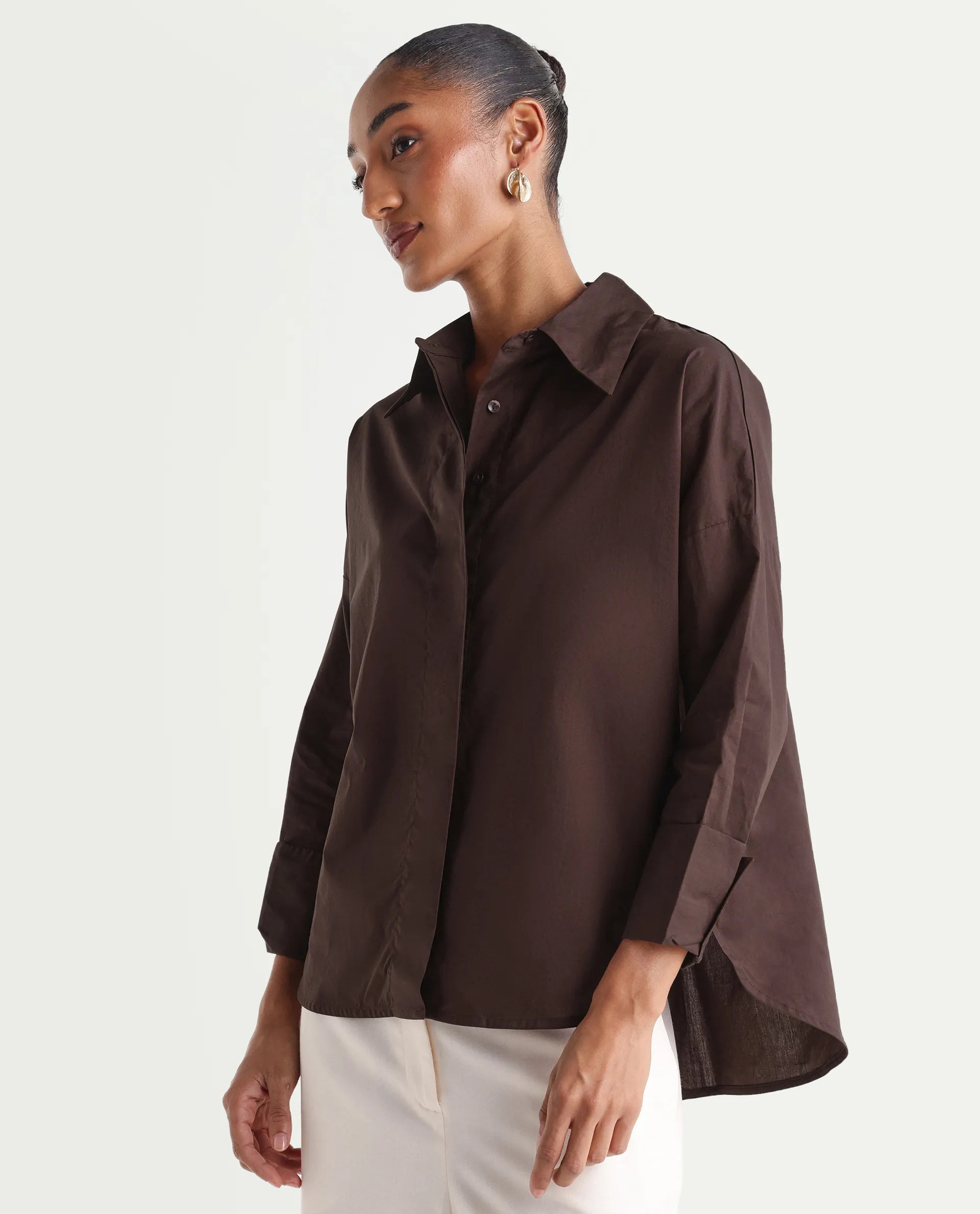 Rareism Women's Oni Brown Cotton Spread Collar Button Boxy Plain Shirt