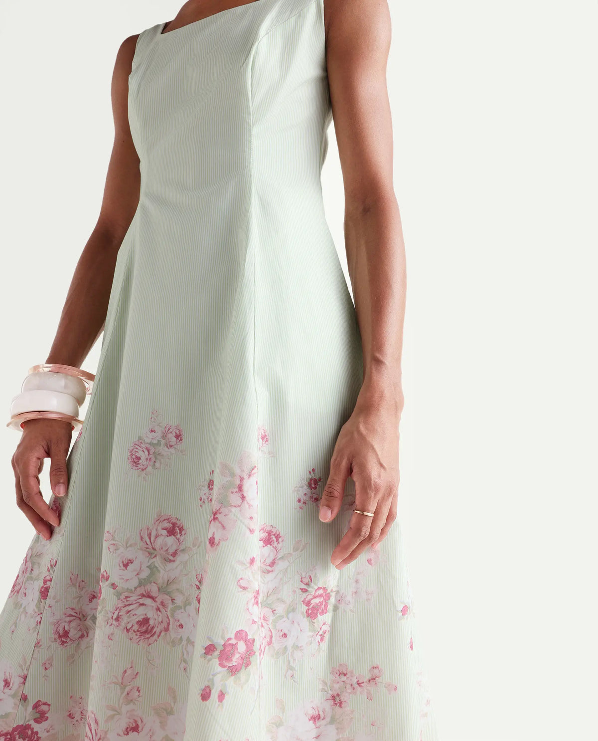 Rareism Women's Horo Light Green Cotton Scoop Neck Fit And Flare Floral Print Dress