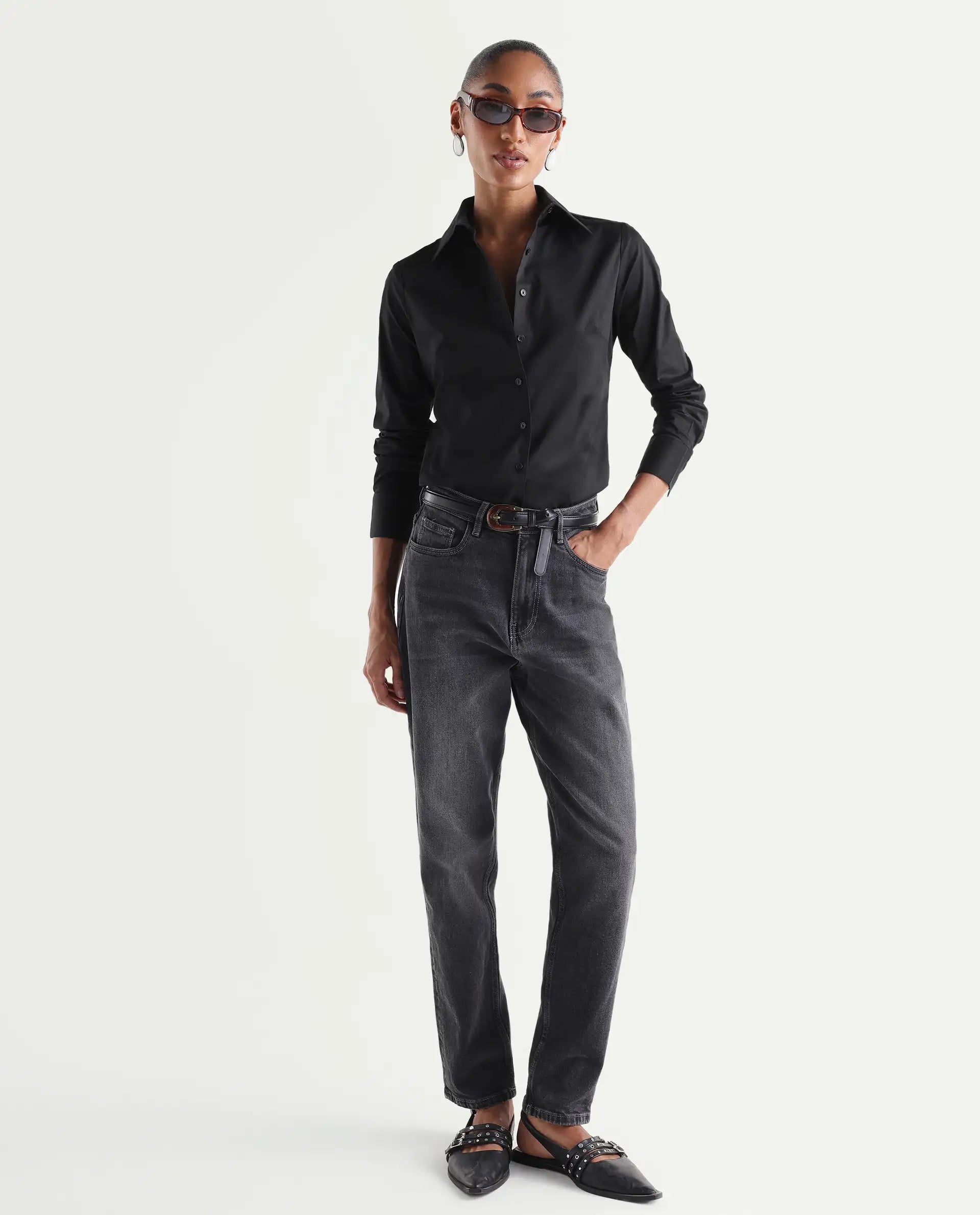 Rareism Women's Maven Black Cotton Blend Spread Collar Fitted Plain Shirt
