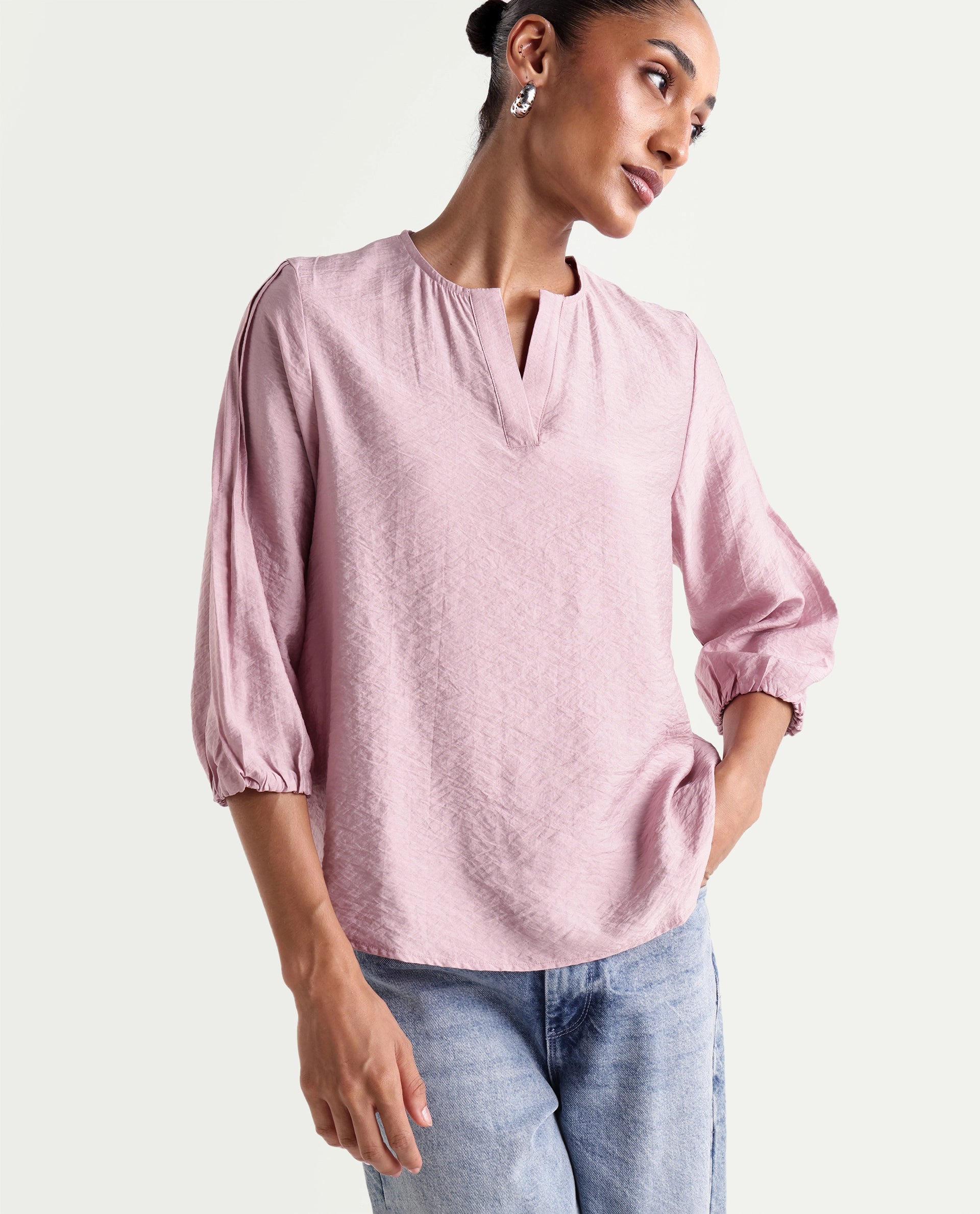 Rareism Women's Varekon Dusky Pink Viscose Blend V-Neck Relaxed Plain Top