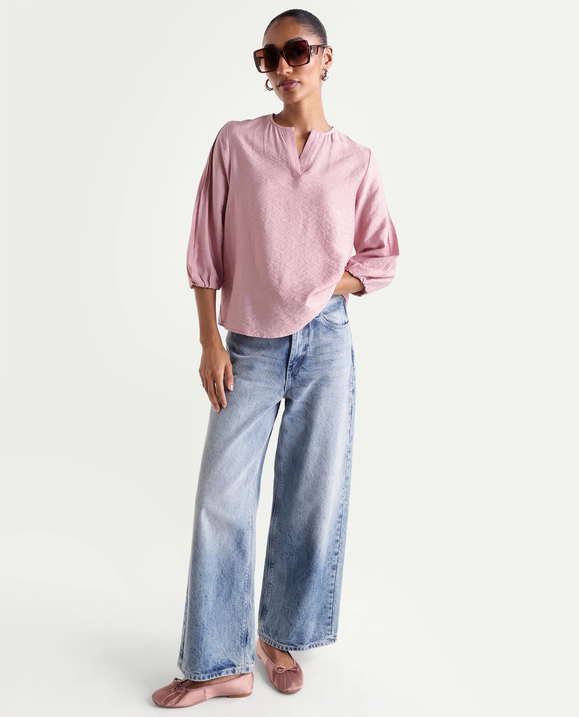 Rareism Women's Varekon Dusky Pink Viscose Blend V-Neck Relaxed Plain Top