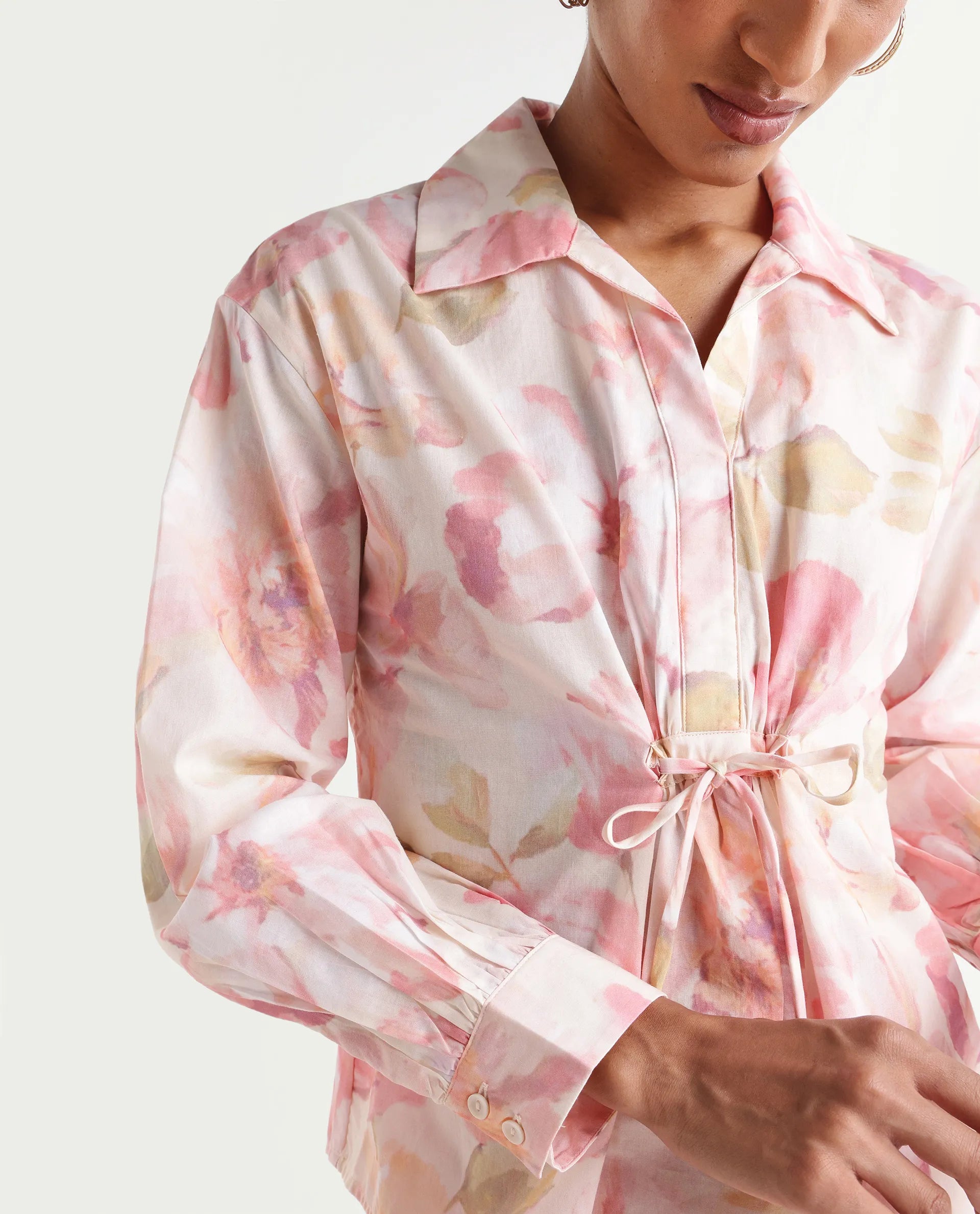 Rareism Women's Vatia Light Multi Cotton Spread Collar Relaxed Floral Print Top