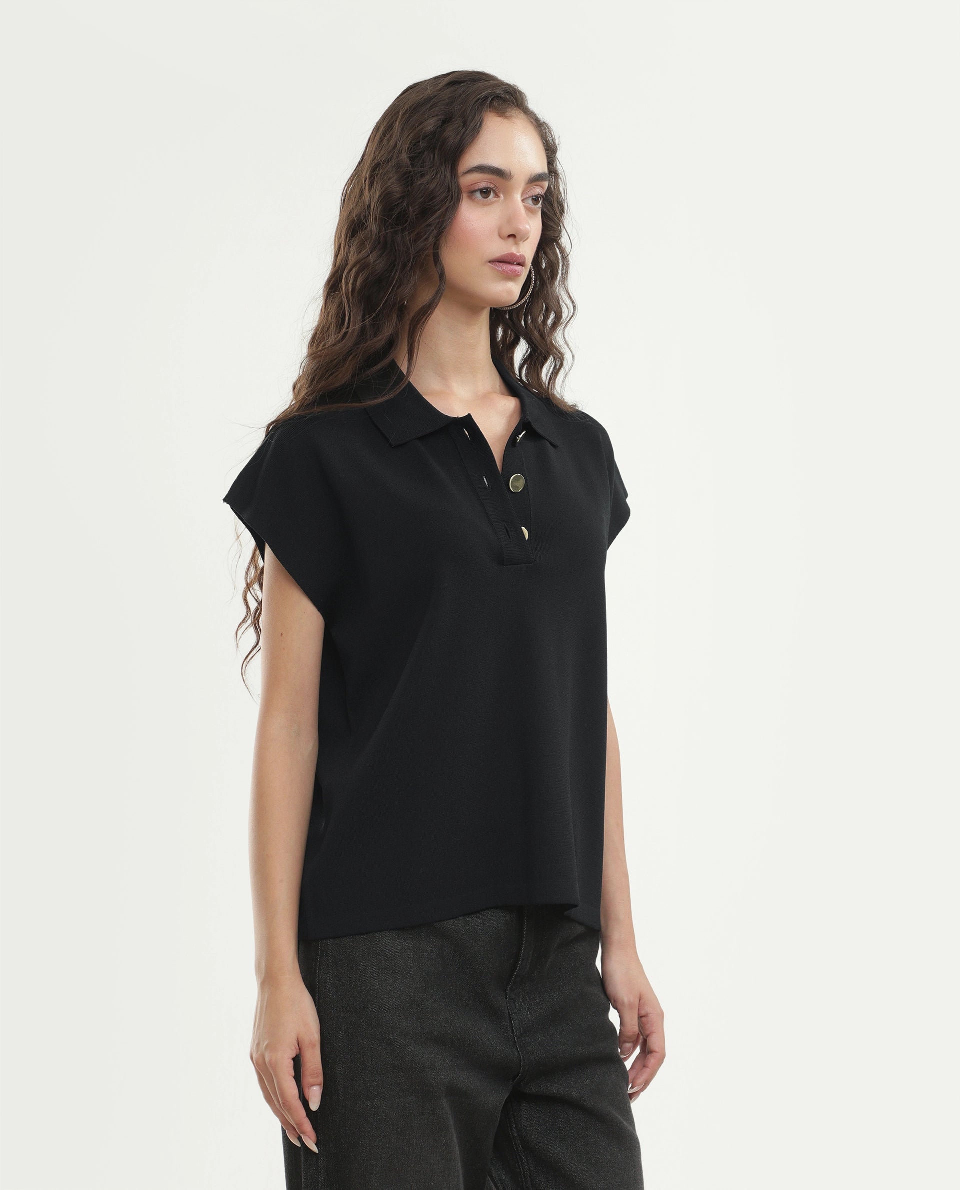 Rareism Women's Prepolaw26 Black Viscose Blend Spread Collar Relaxed Fit Plain Top