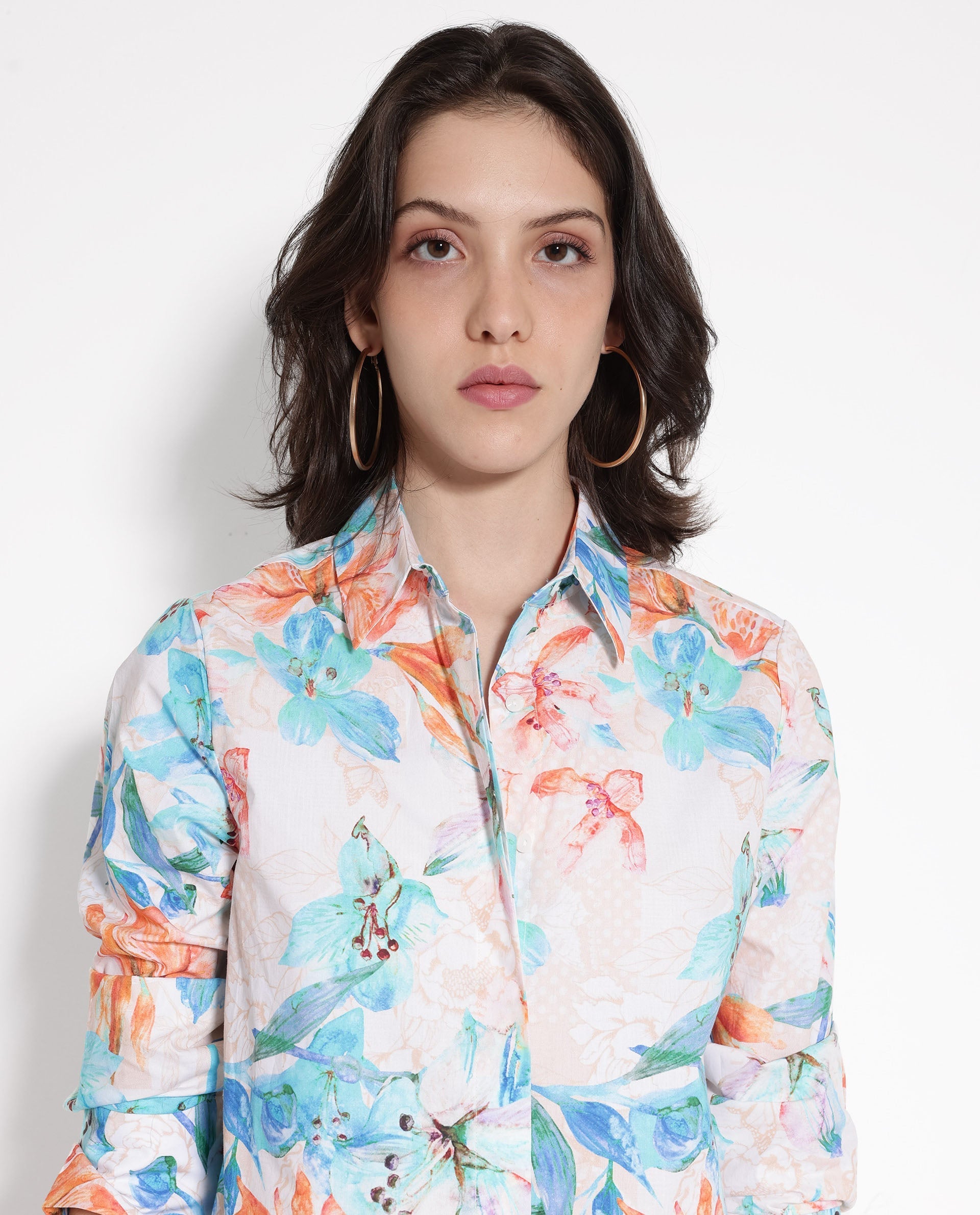 Rareism Women Abbi-SC Off White Cuffed Sleeve Collared Collar Button Relaxed Fit Floral Print Top