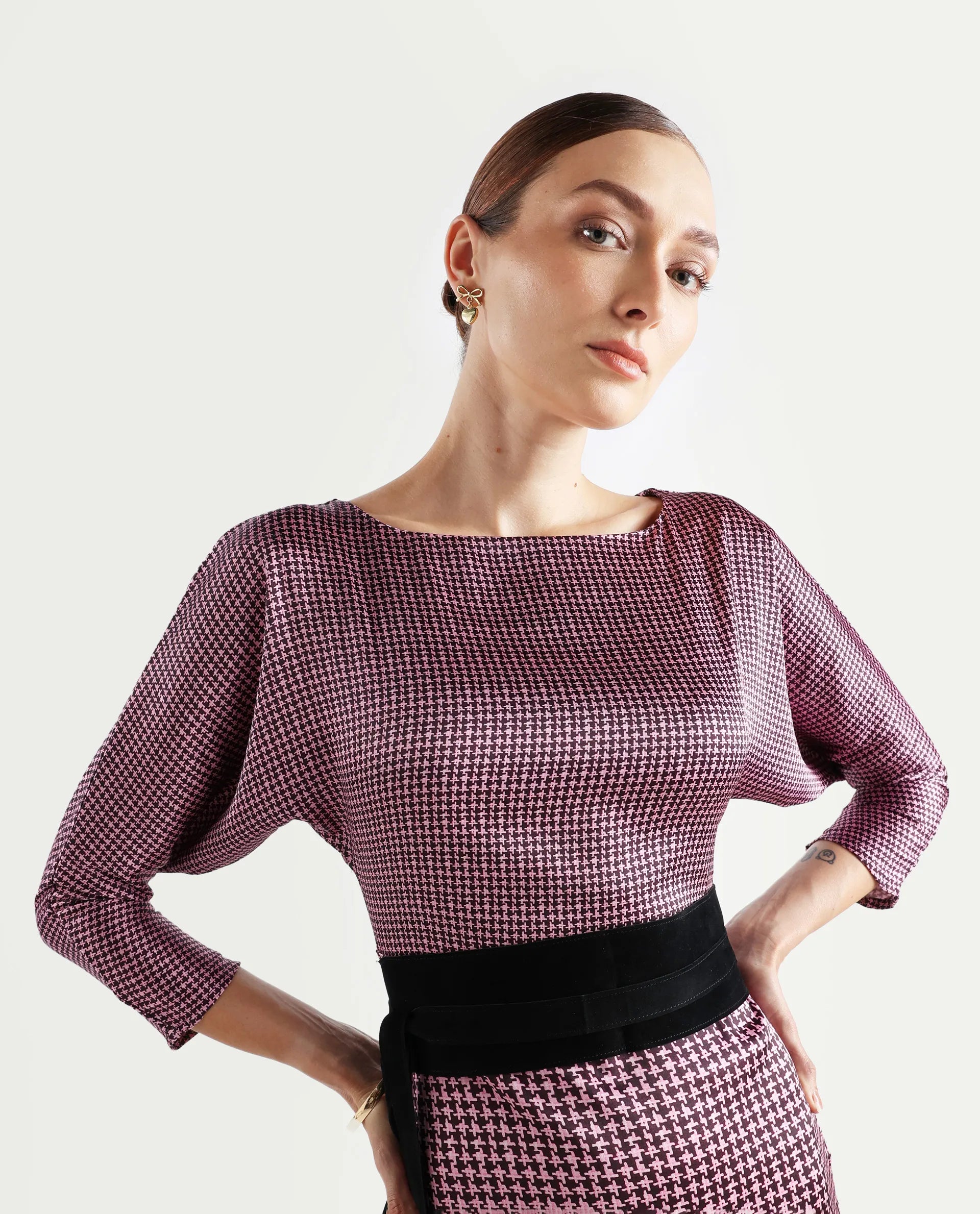 Rareism Women's Abovyan Wine Polyester Boat Neck Geometric Print Midi Straight Fit Dress