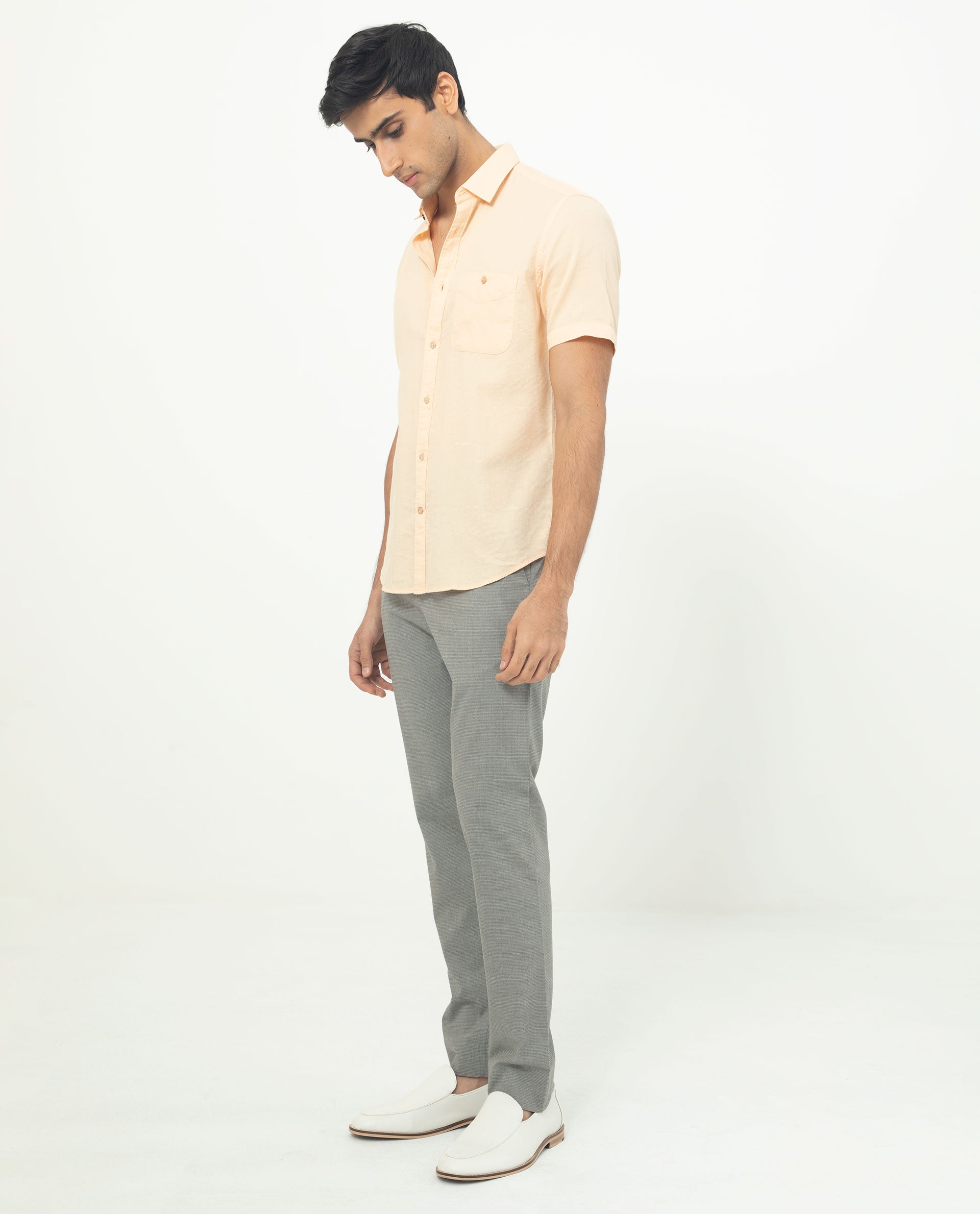 Rare Rabbit Men's Affle Peach Dobby Fabric Half Sleeves Solid Shirt