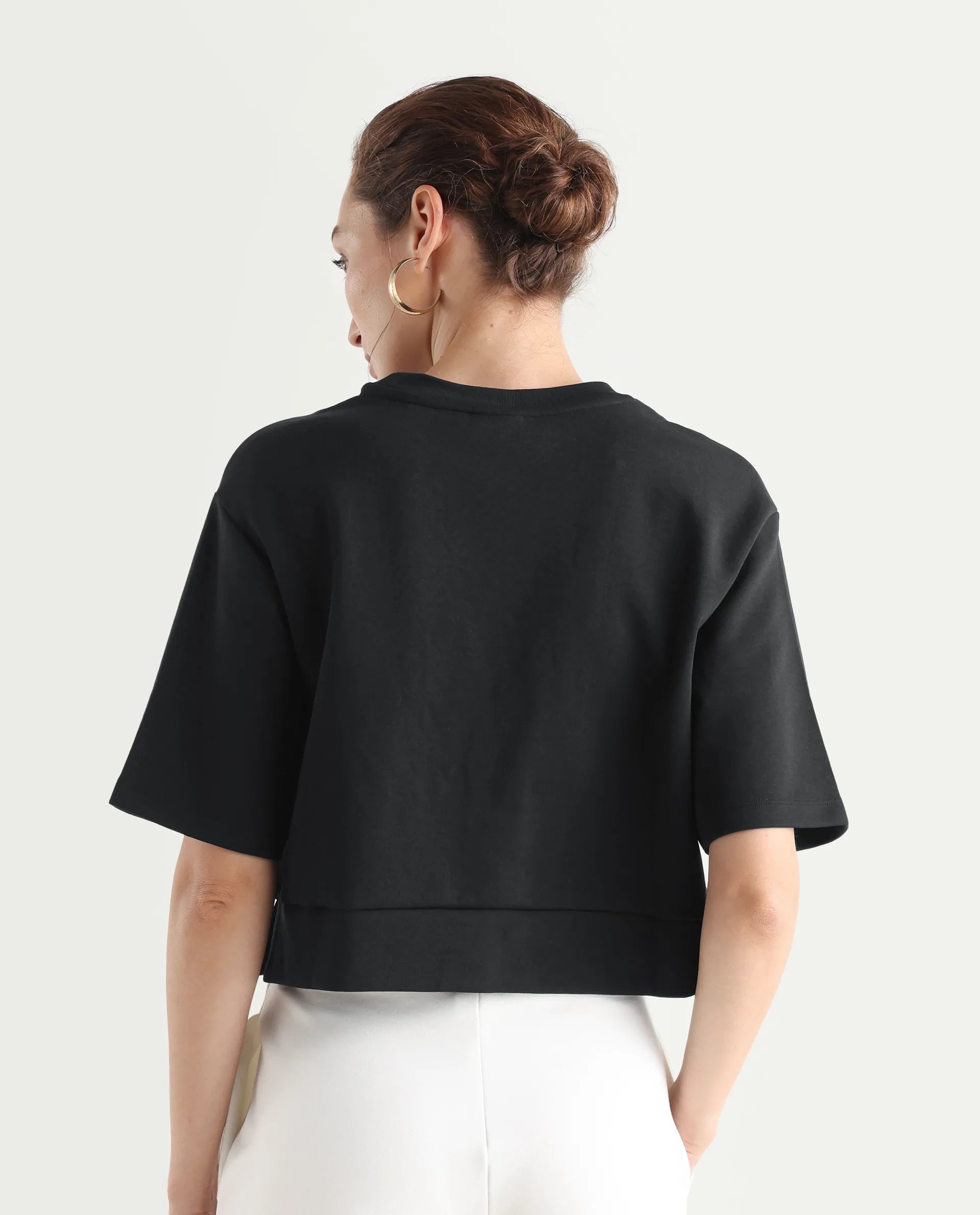 Rareism Women's Aftok T Black Cotton Blend Crew Neck Plain Crop Regular Fit T-Shirt