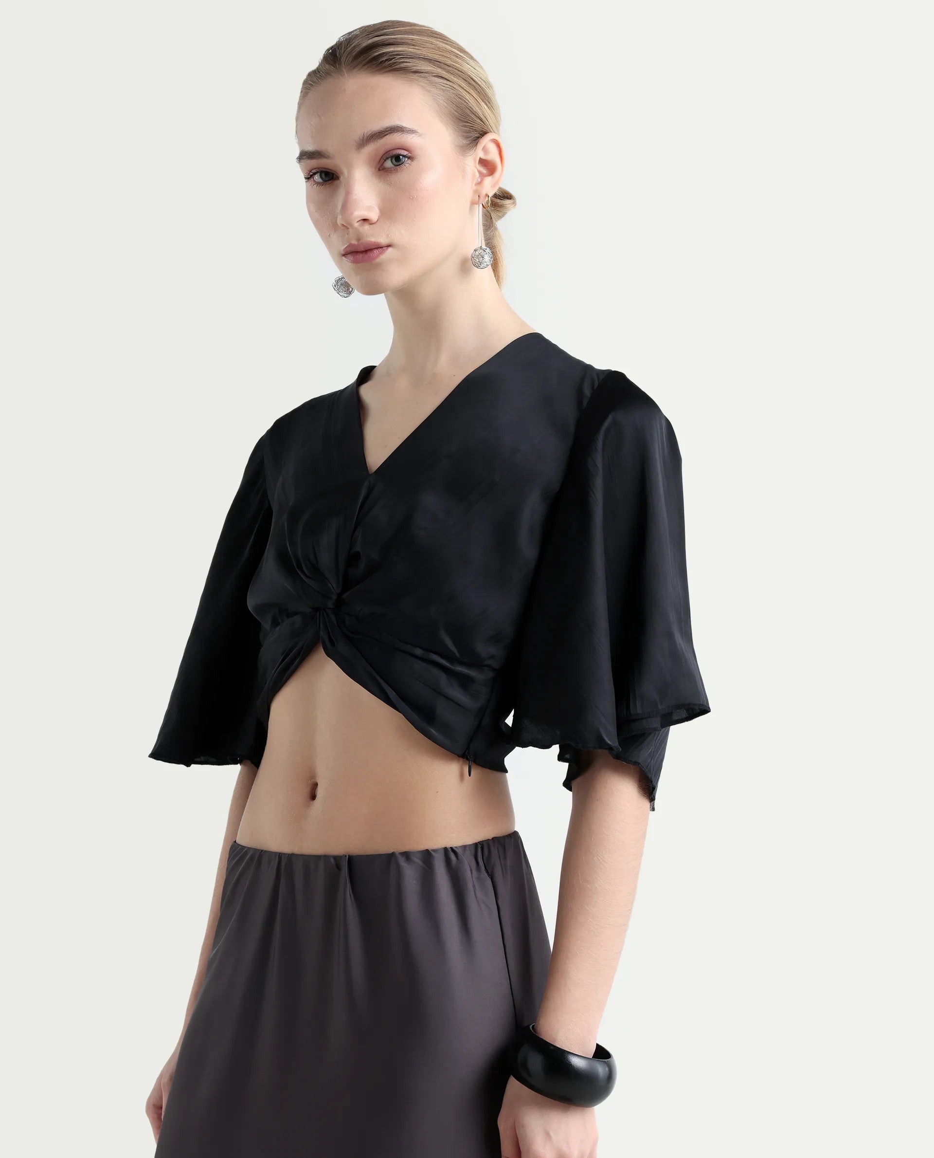 Rareism Women's Ainara Black Polyester V-Neck Plain Flared Sleeve Crop Regular Fit Top