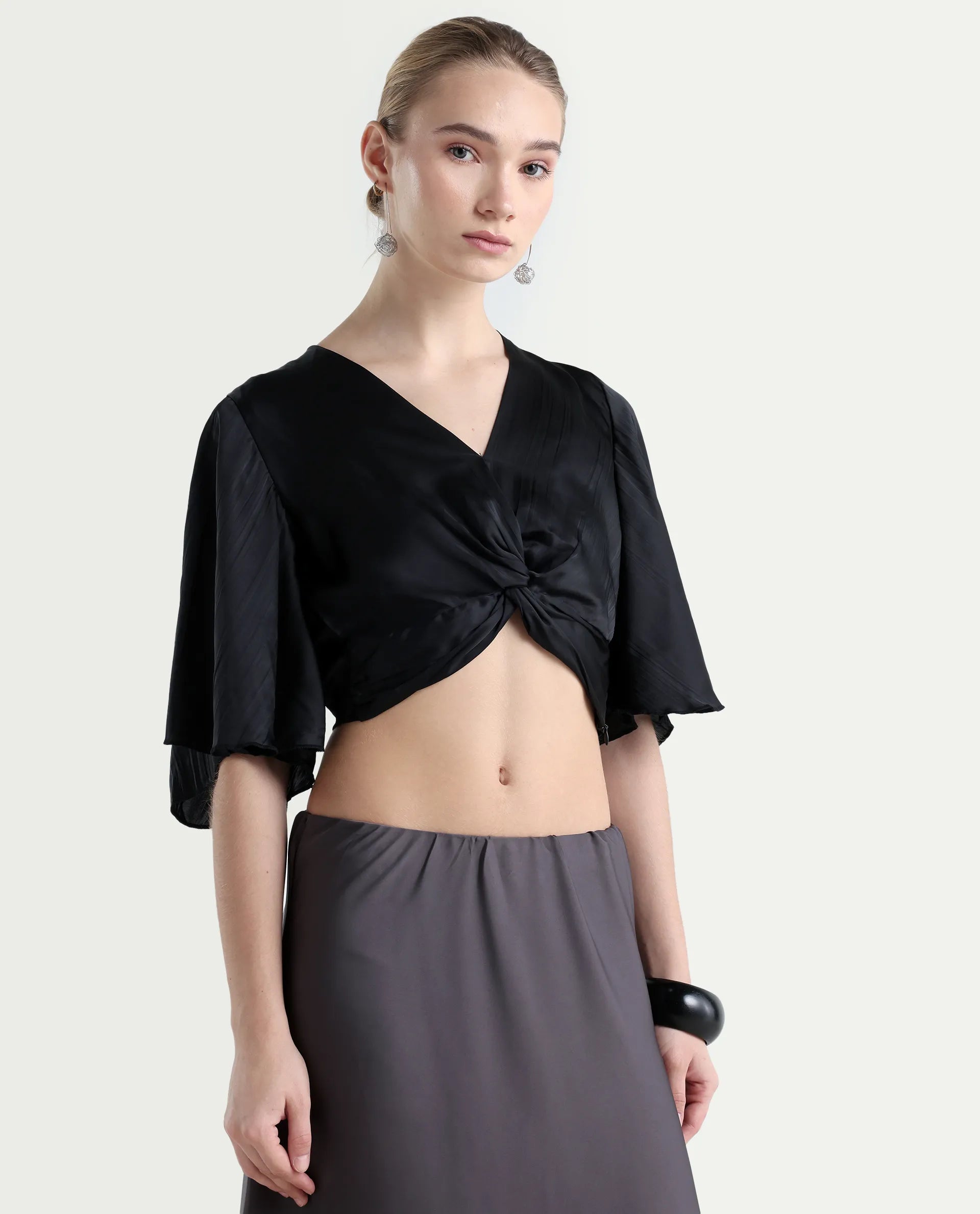 Rareism Women's Ainara Black Polyester V-Neck Plain Flared Sleeve Crop Regular Fit Top