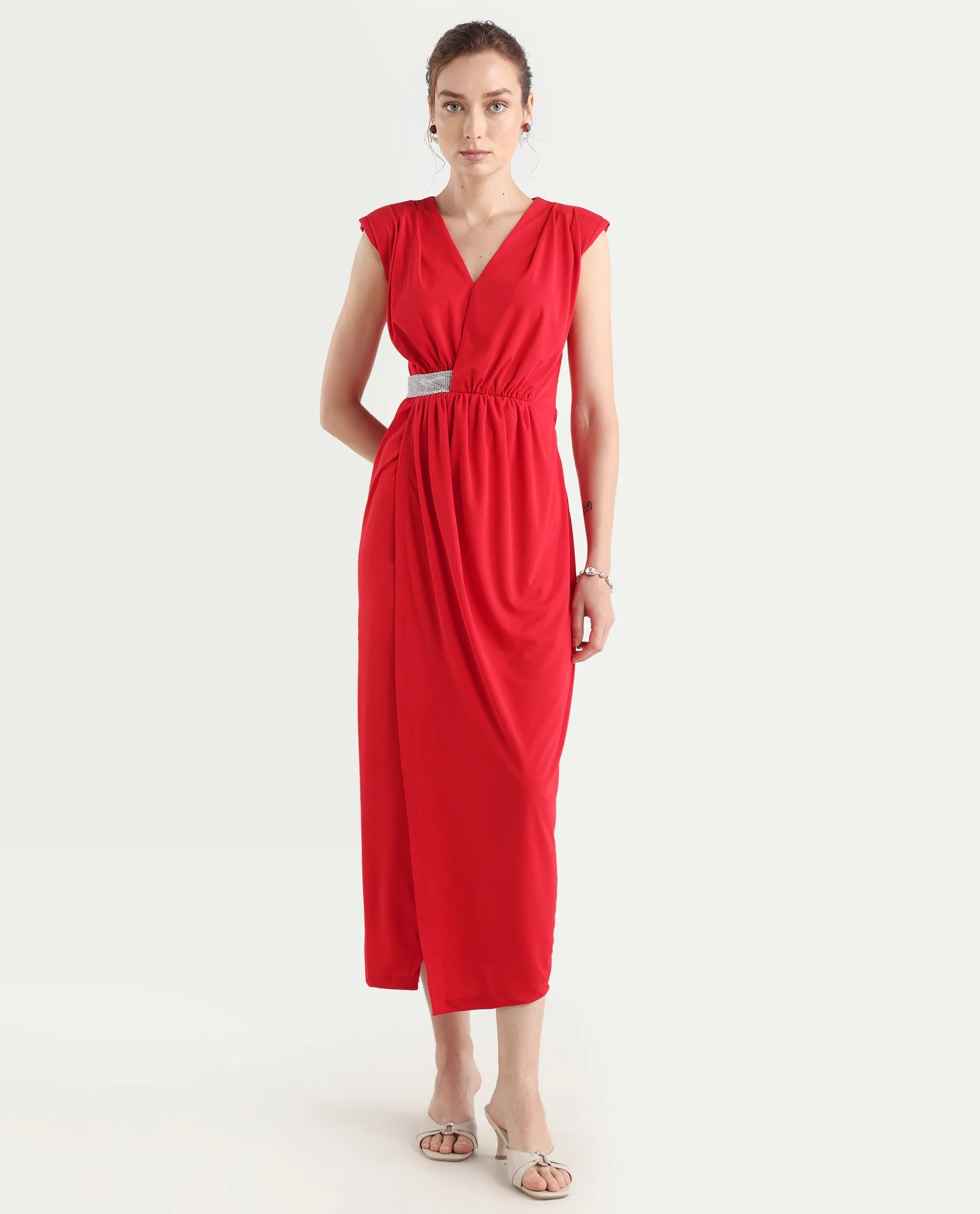 Buy Aksaray - Maroon Plain Maxi Dress| Rareism Buy Aksaray - Maroon Plain Maxi Dress| Rareism