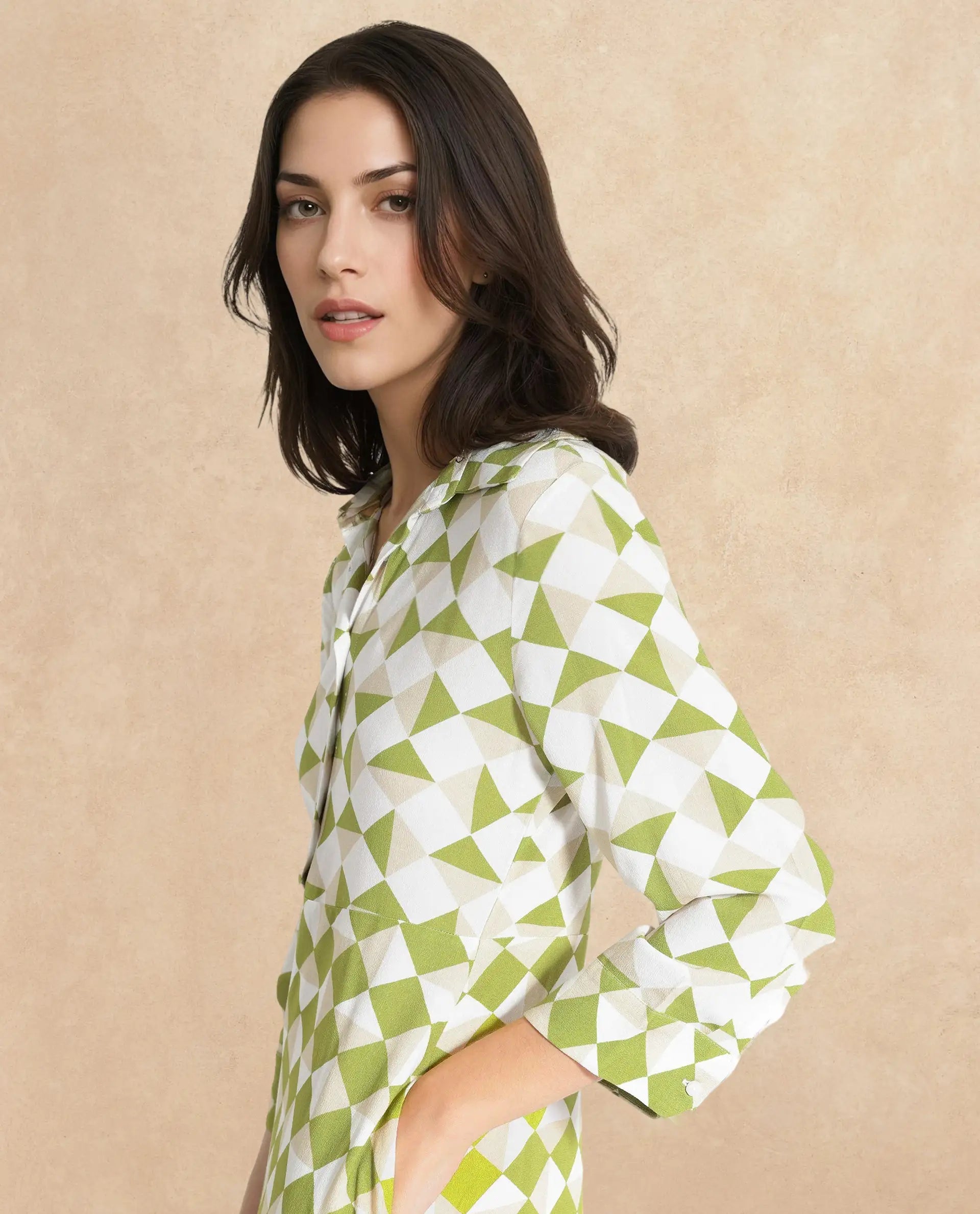 Rareism Women's Alice Light Green  Spread Collar Button Closure Cuffed Sleeve Geometric Print Flared Maxi Dress