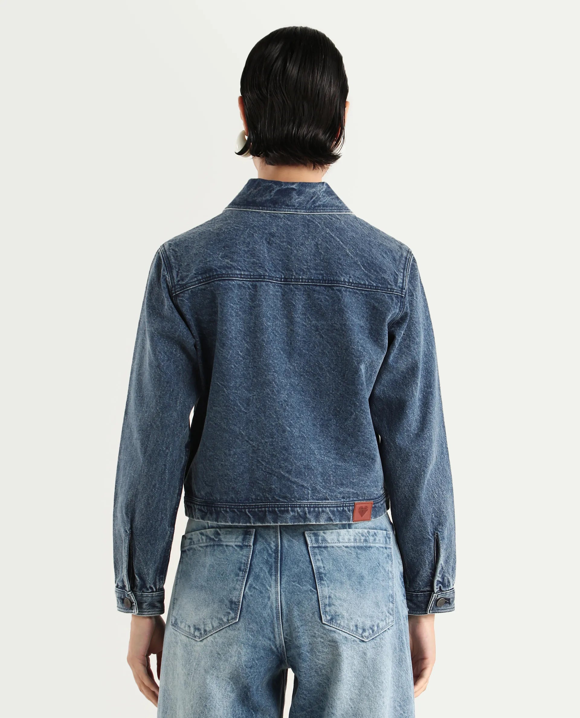 Rareism Women's Alino Blue Cotton Spread Collar Plain Cuffed Sleeve Regular Fit Jacket