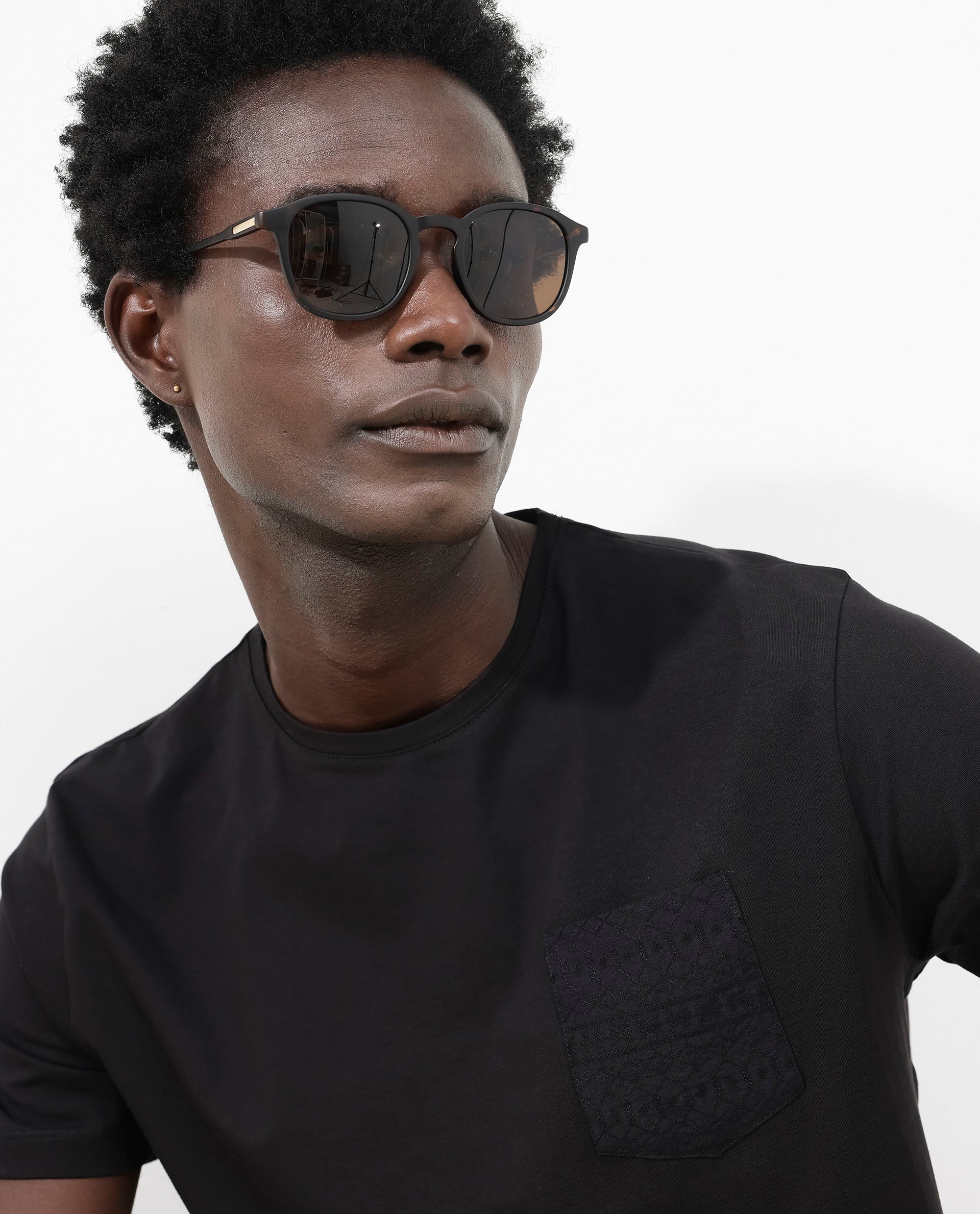 Rare Rabbit Men's Ammos Black Cotton Lycra Fabric Half Sleeves Embroidered Chest Pocket Solid T-Shirt