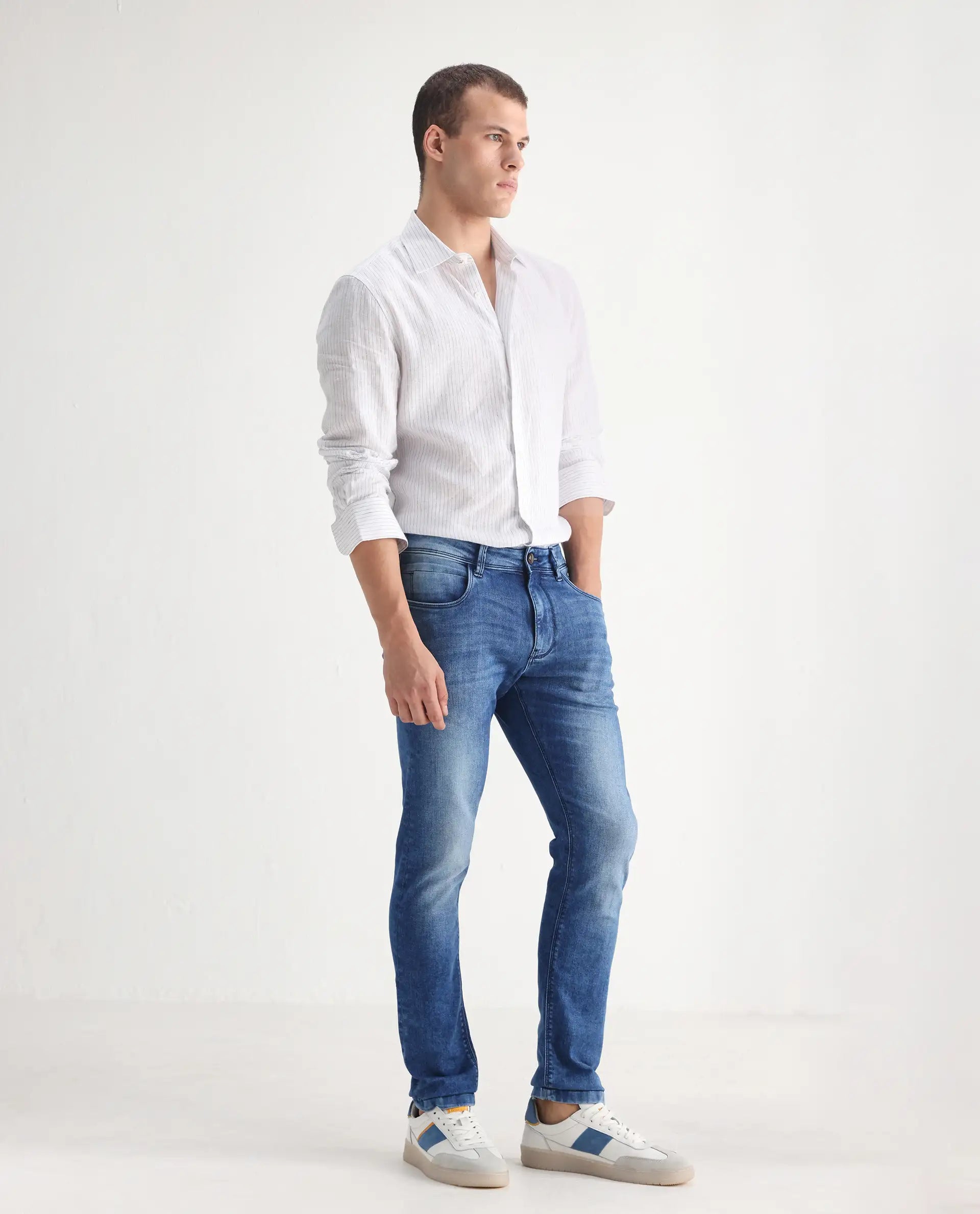 Wrangler Men's Slim Fit Jeans