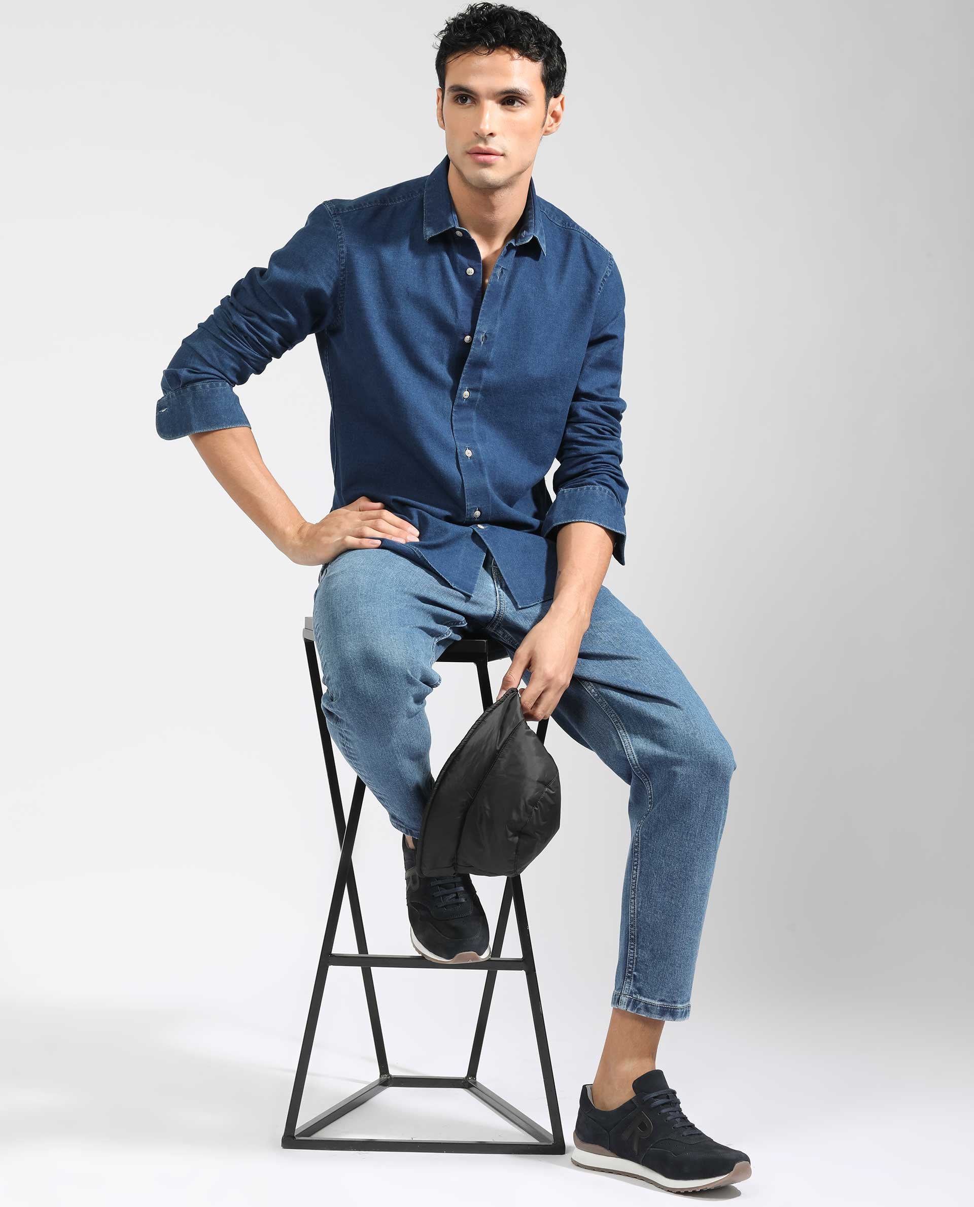 Buy Louis Philippe Jeans Men Blue Slim Fit Solid Opaque Pure Cotton Casual Denim  Shirt - Shirts for Men 16878876 | Myntra