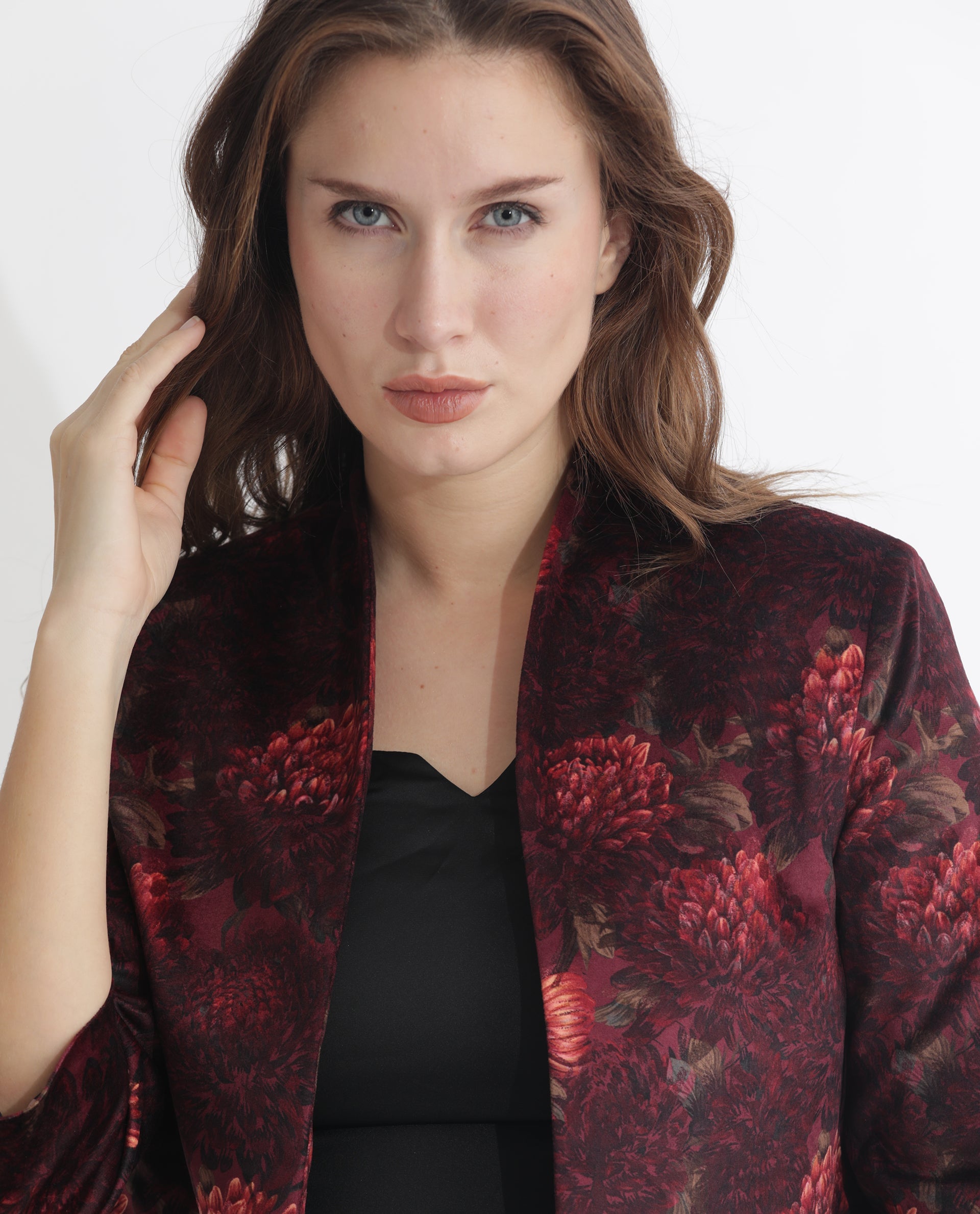 Rareism Women Arizu Maroon Velvet Fabric 3/4Th Sleeves Regular Fit Floral Print Shrug