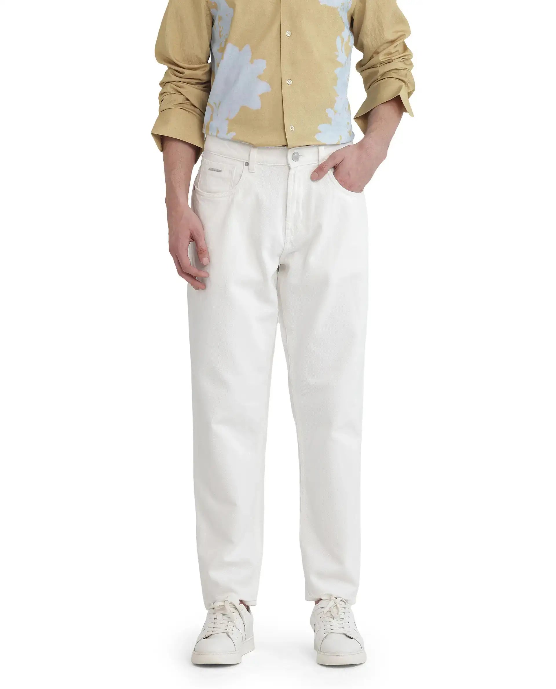 Rare Rabbit Men's Arvi Off White Cotton Plain Dond Carrot Fit Jeans