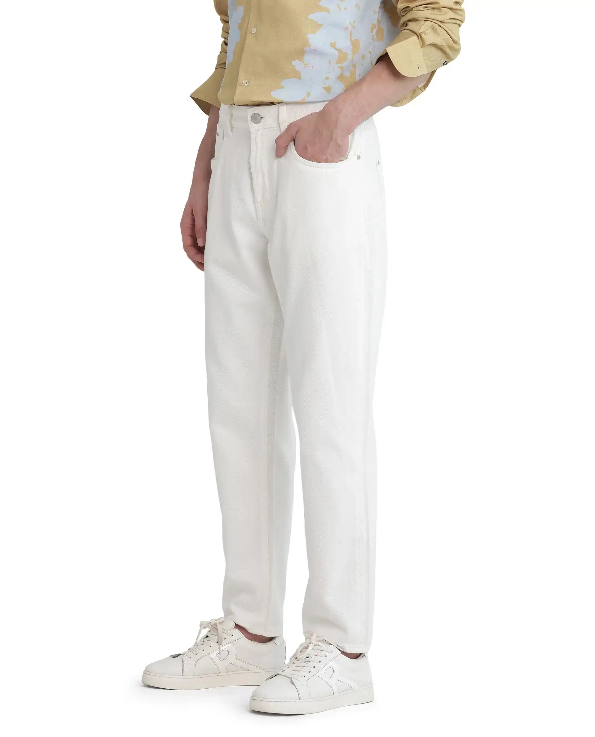 Rare Rabbit Men's Arvi Off White Cotton Plain Dond Carrot Fit Jeans