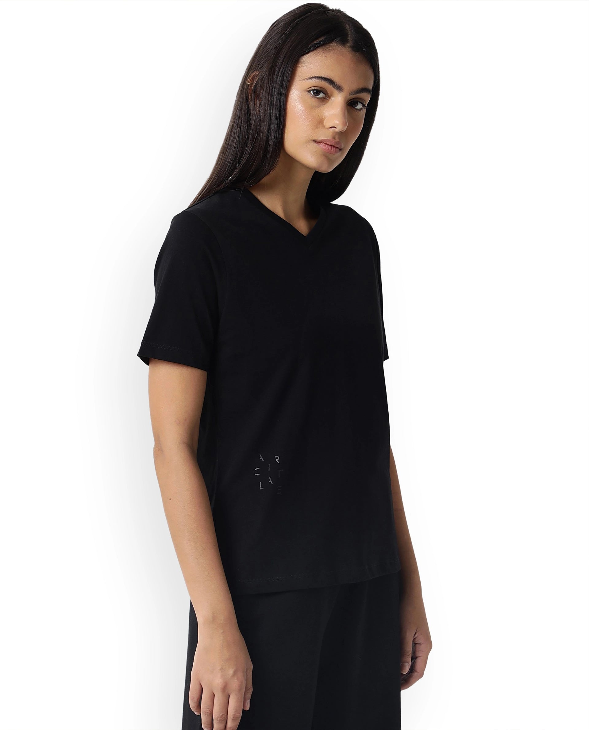 Rareism Women Arvi Black Cotton Blend Fabric Regular Fit Half Sleeves Solid V-Neck T-Shirt