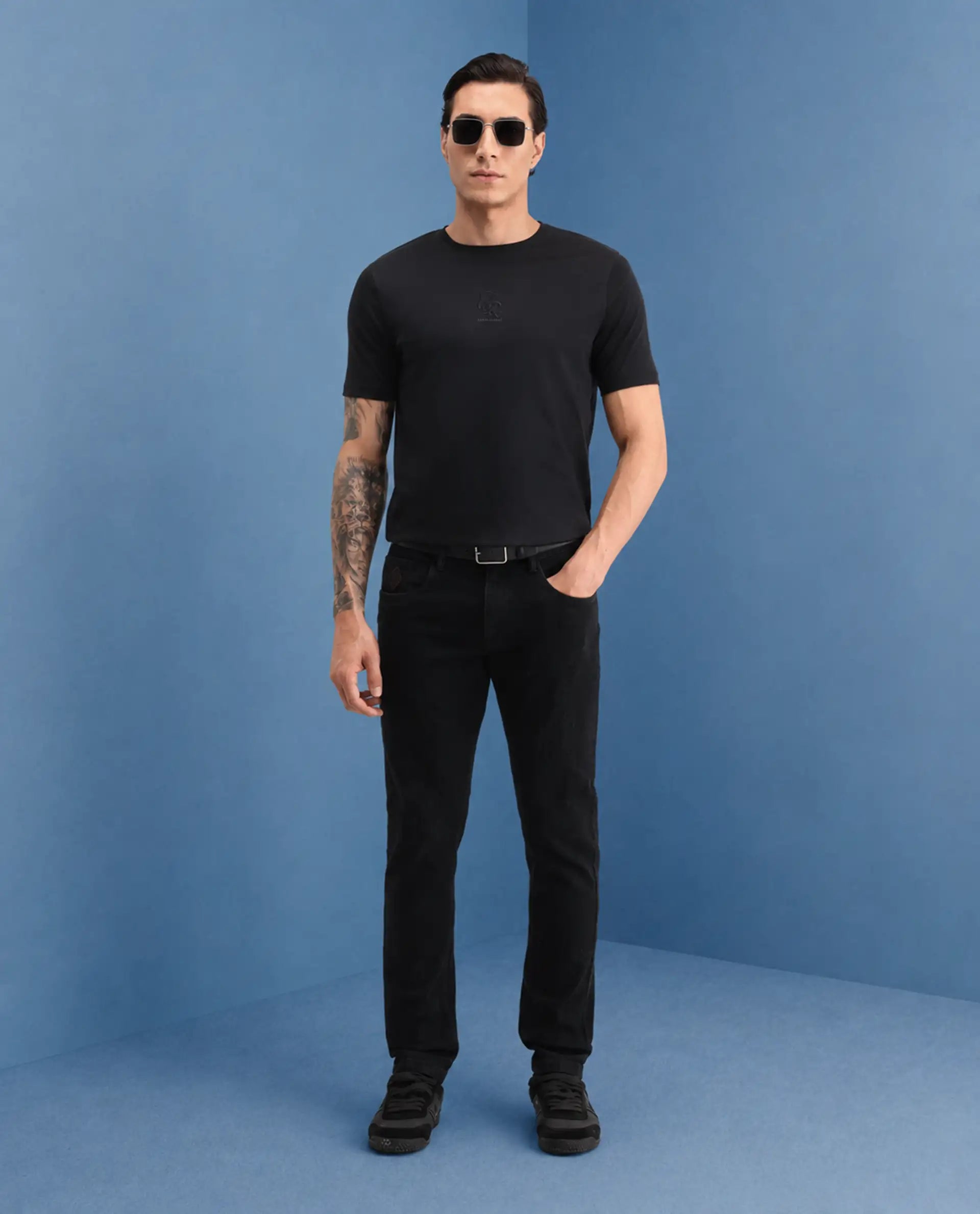 Rare Rabbit Men's Astra Bh Black Cotton Blend Fabric Shank And Zipper Hawk Slim Plain Jeans