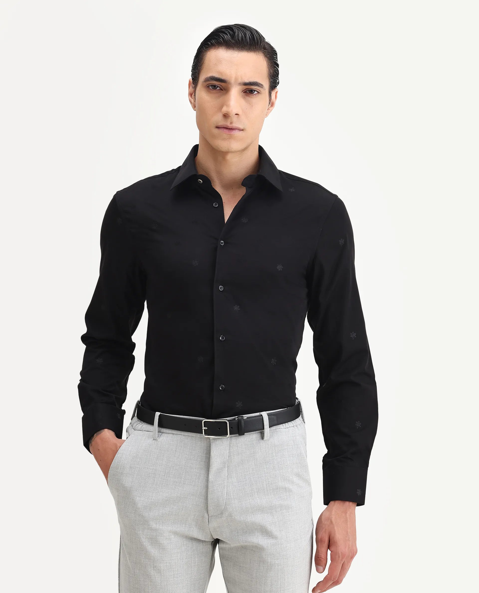 Rare Rabbit Men's Atep Black Cotton Blend Plain Regular Fit Full Sleeve Collared Shirt