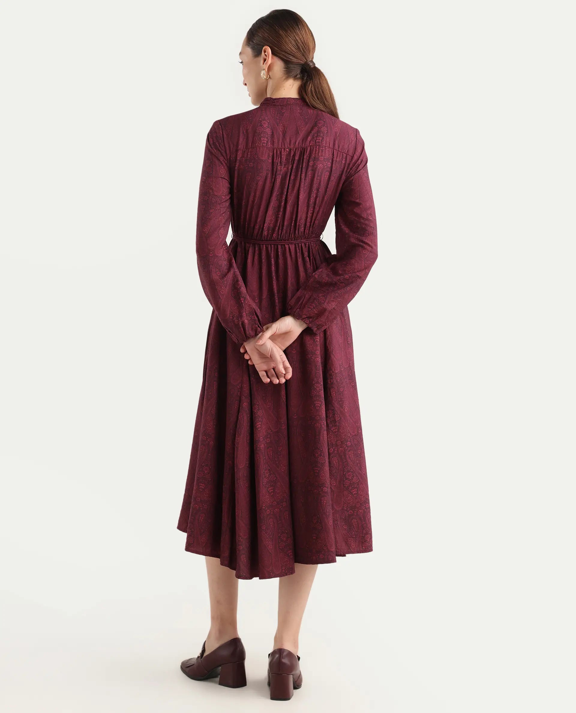 Rareism Women's Austo Maroon Viscose Blend Mandarin Collar Fit And Flare Paisley Print Dress