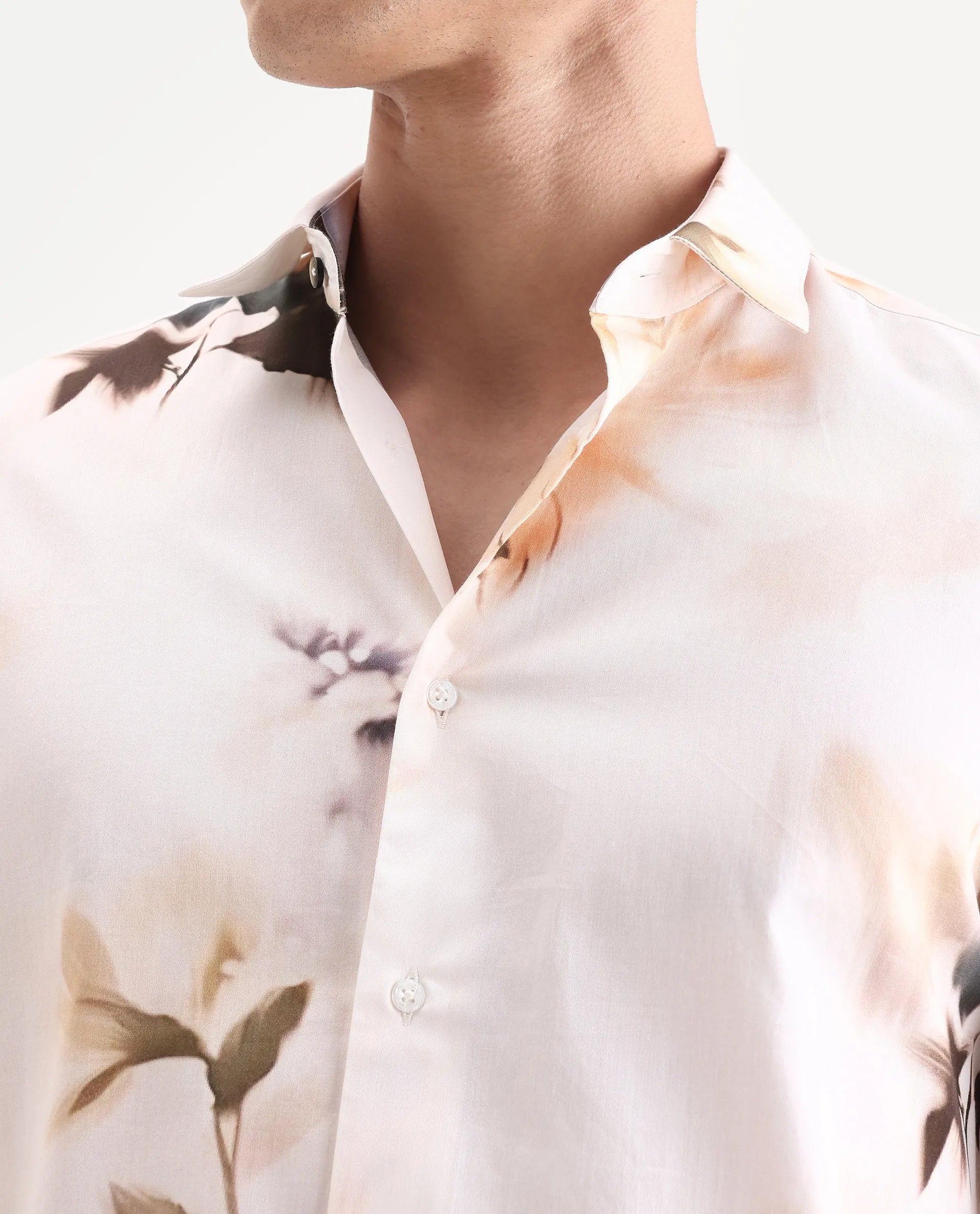 Rare Rabbit Men's Azor Off White Cotton Fabric Collared Neck Regular Fit Floral Print Shirt
