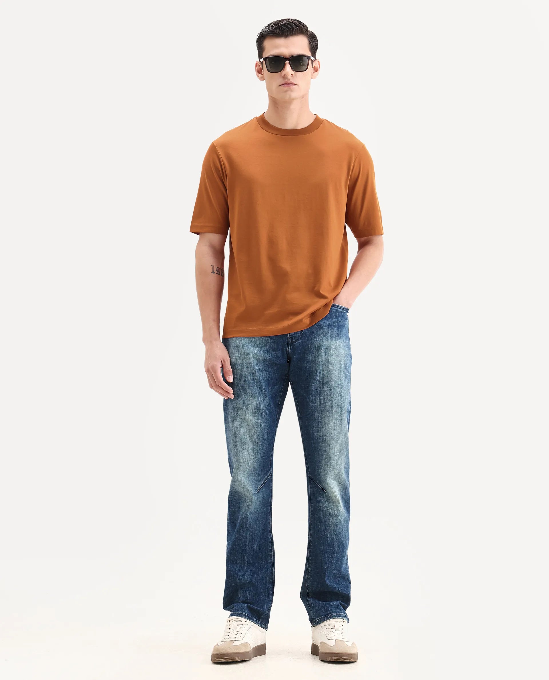 新作　新品　未開封salsation TシャツMサイズ(RUST) SALSATION wear V-Tshirt カラー:Rust Buy Roadster Men Rust Red