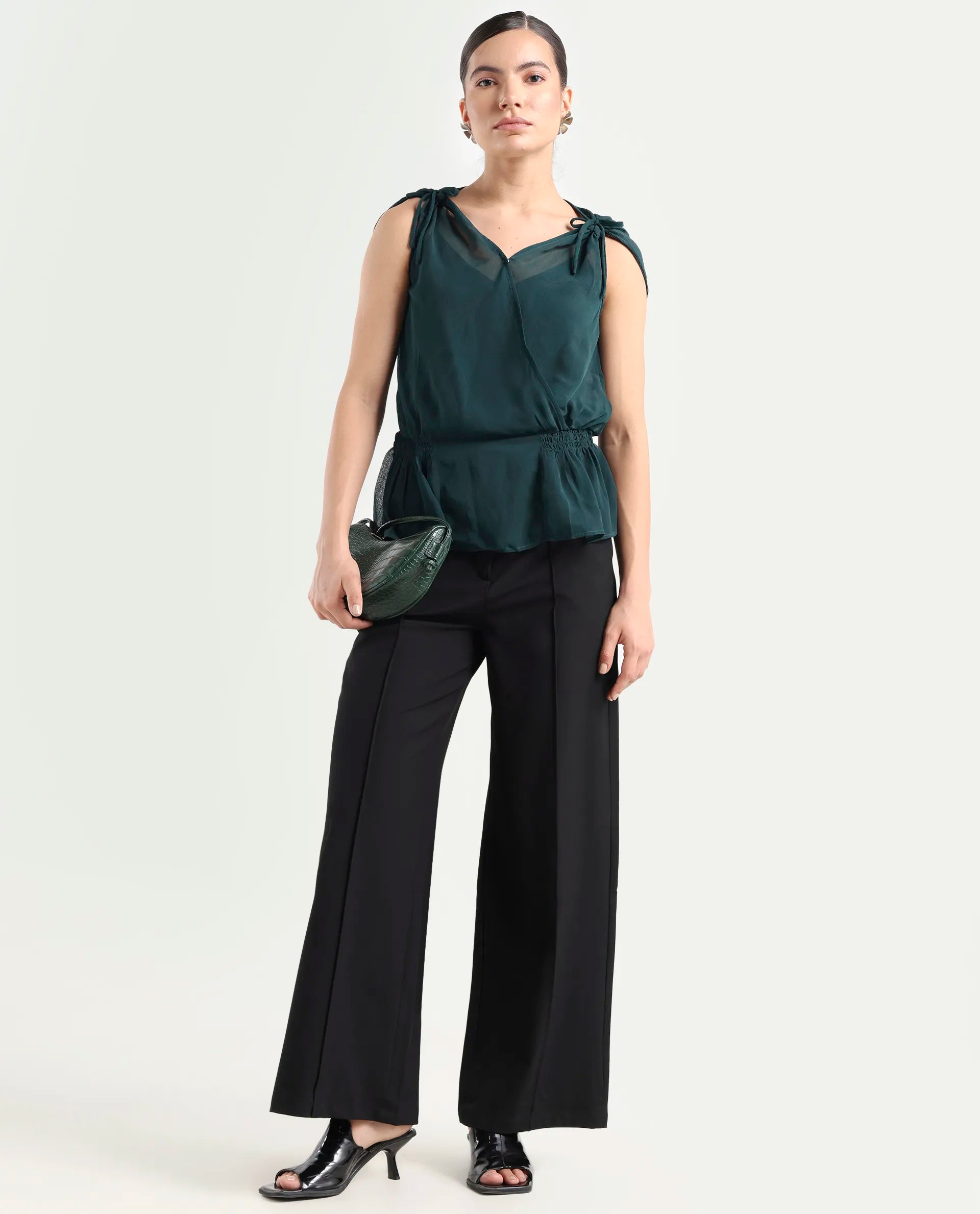 Rareism Women's Belong Green Viscose V-Neck Plain Sleeveless Regular Fit Top