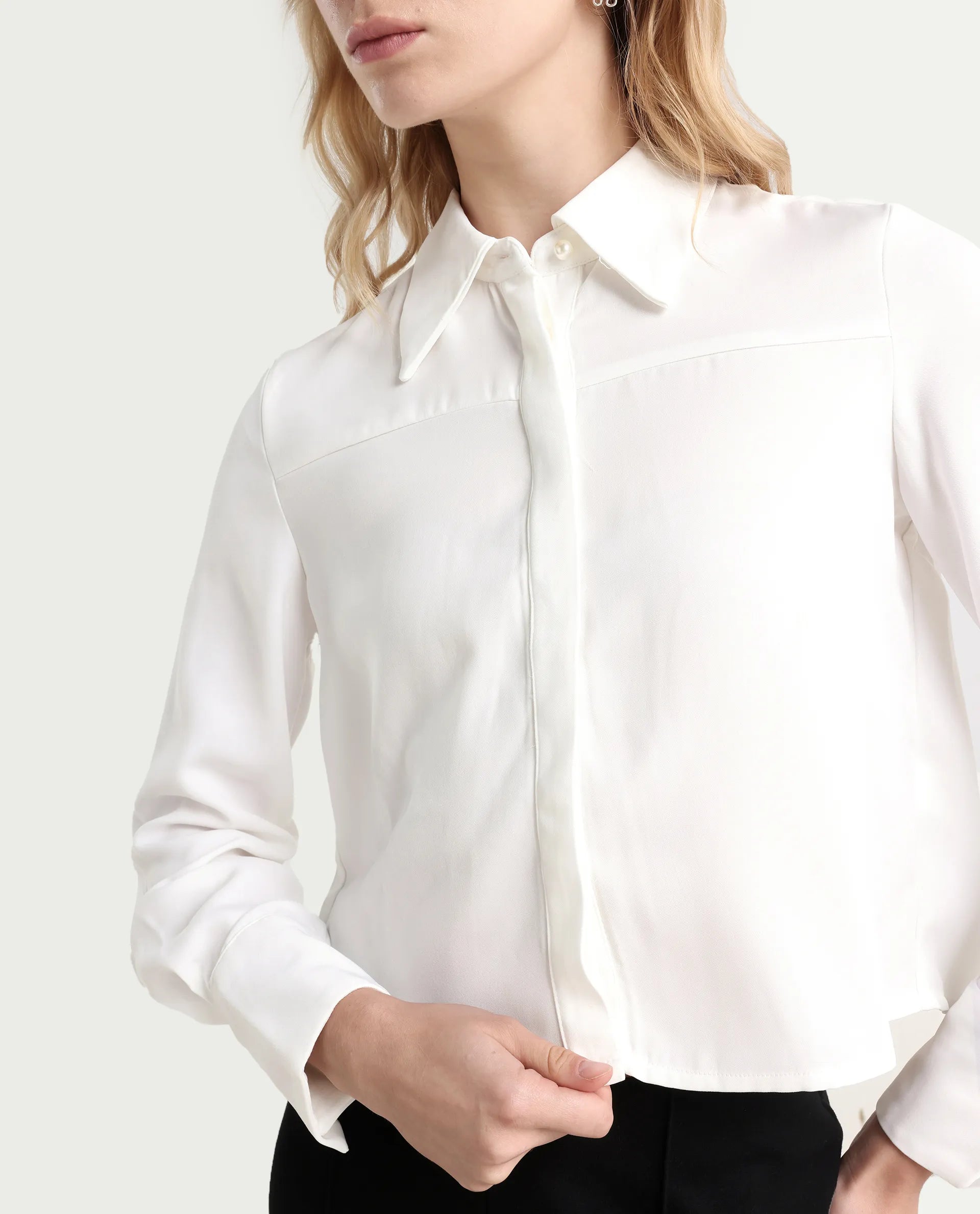 Rareism Women's Bharvik White Viscose Blend Spread Collar Plain Cuffed Sleeve Crop Relaxed Fit Shirt